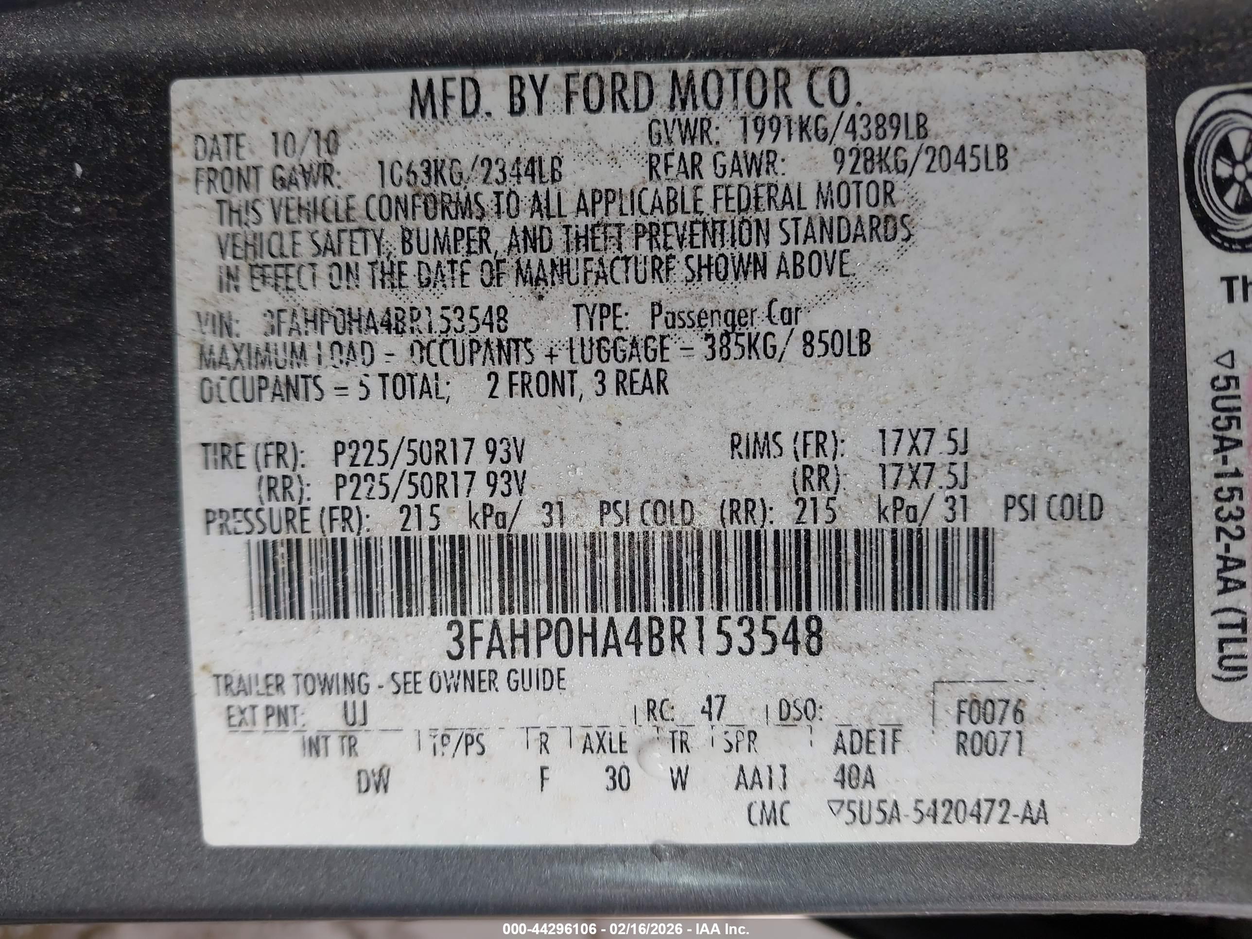 FORD FUSION image 9