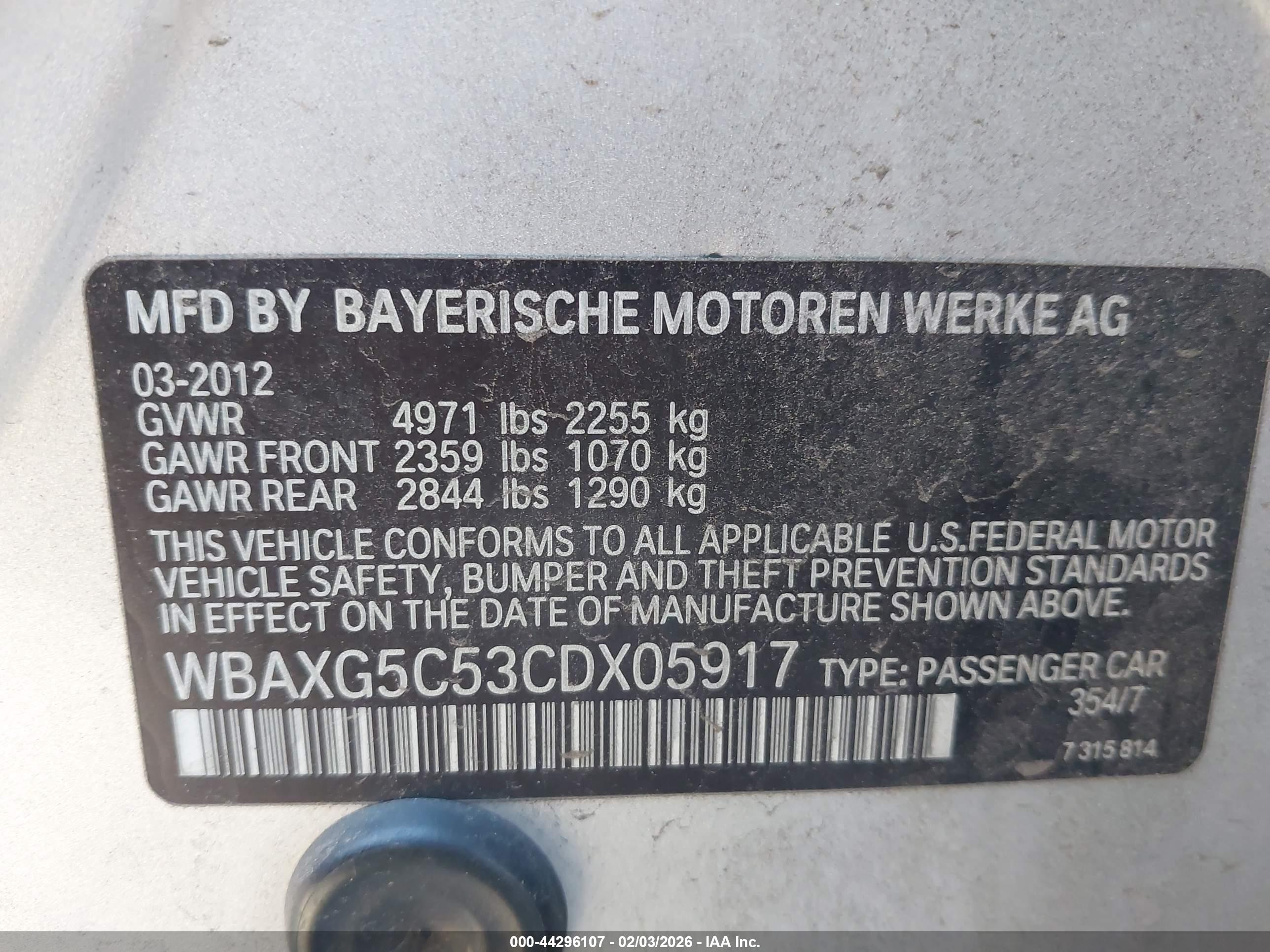 BMW 528I image 9
