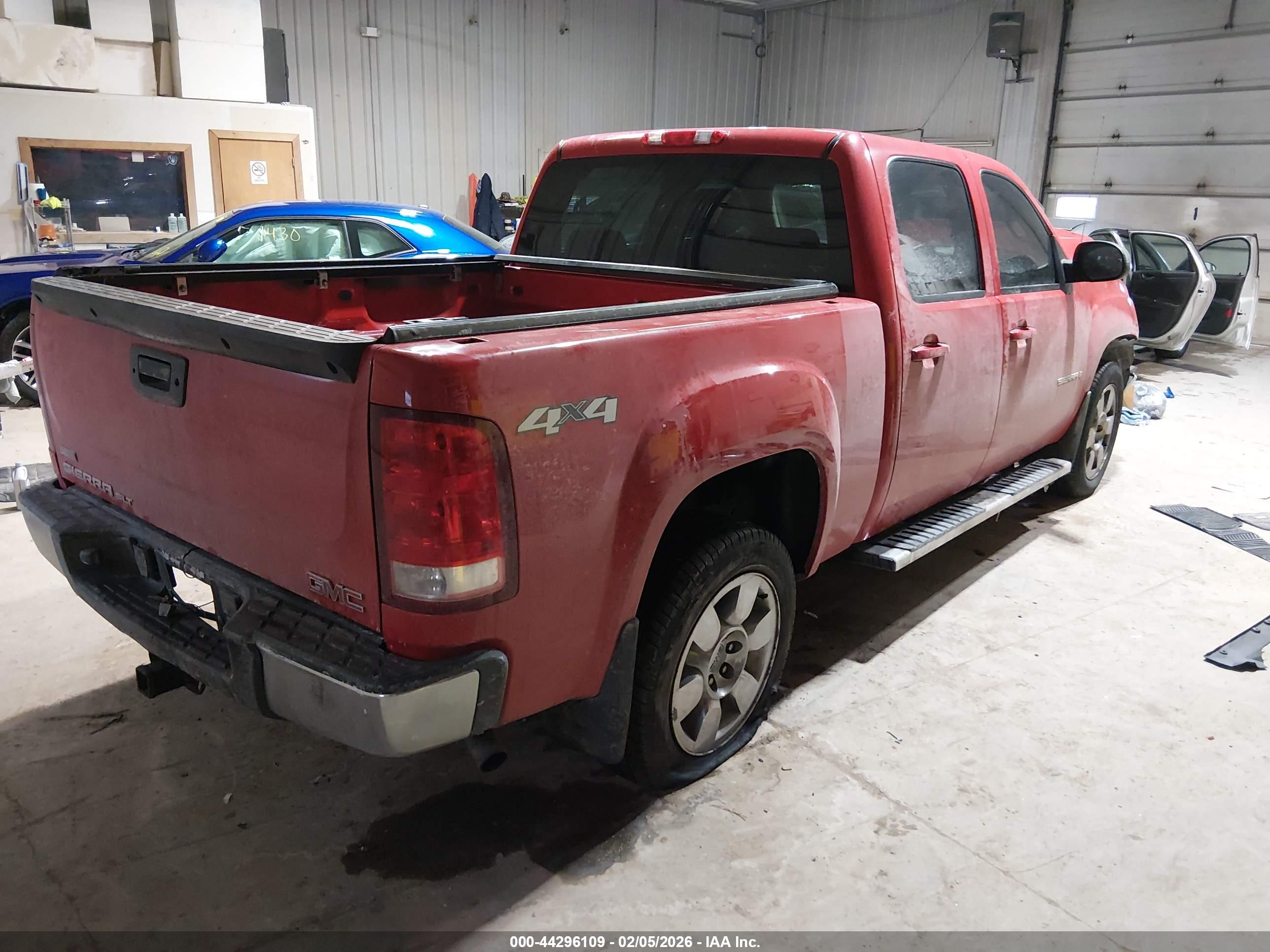 GMC SIERRA image 4