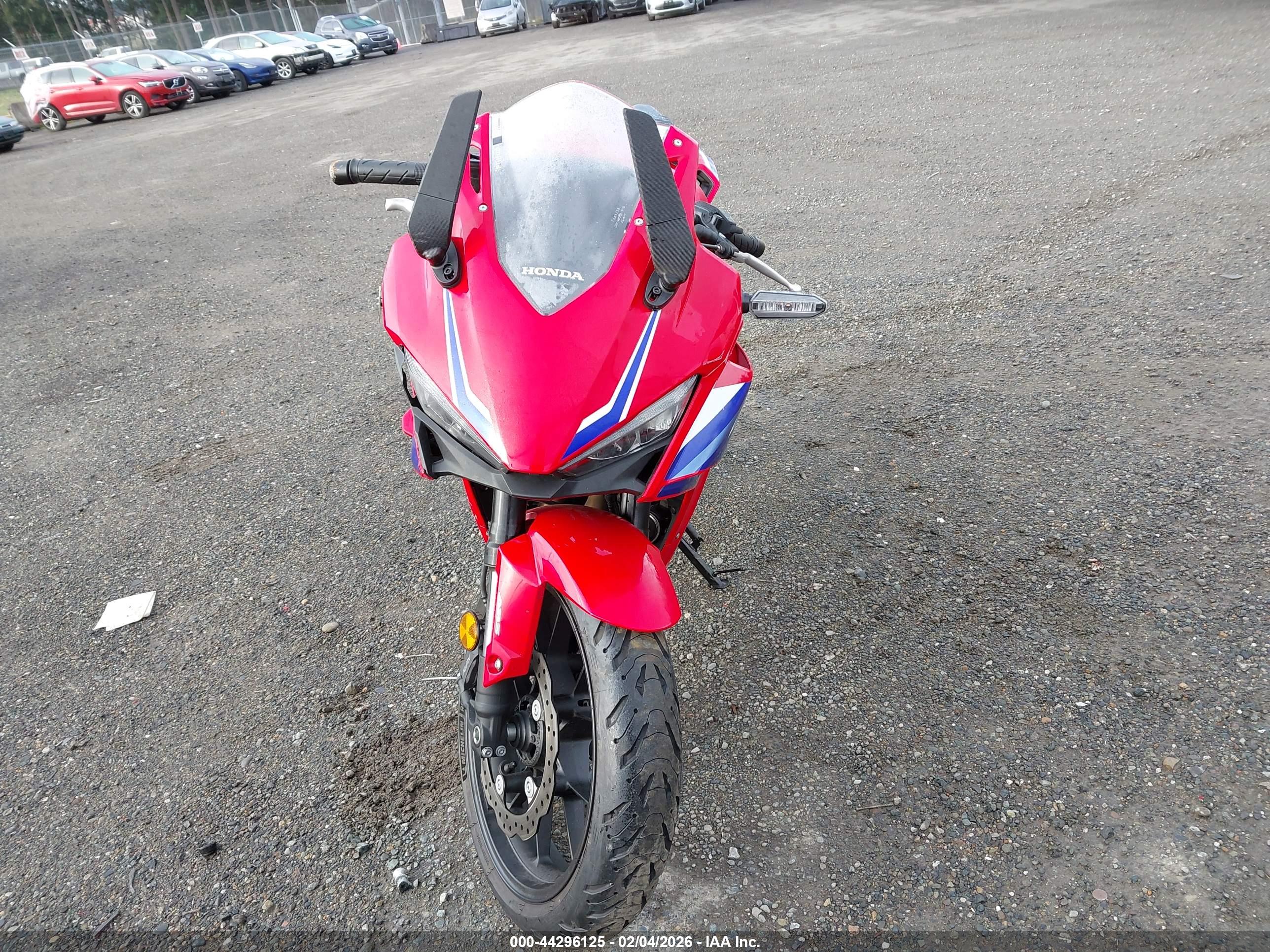 HONDA CBR500 image 5