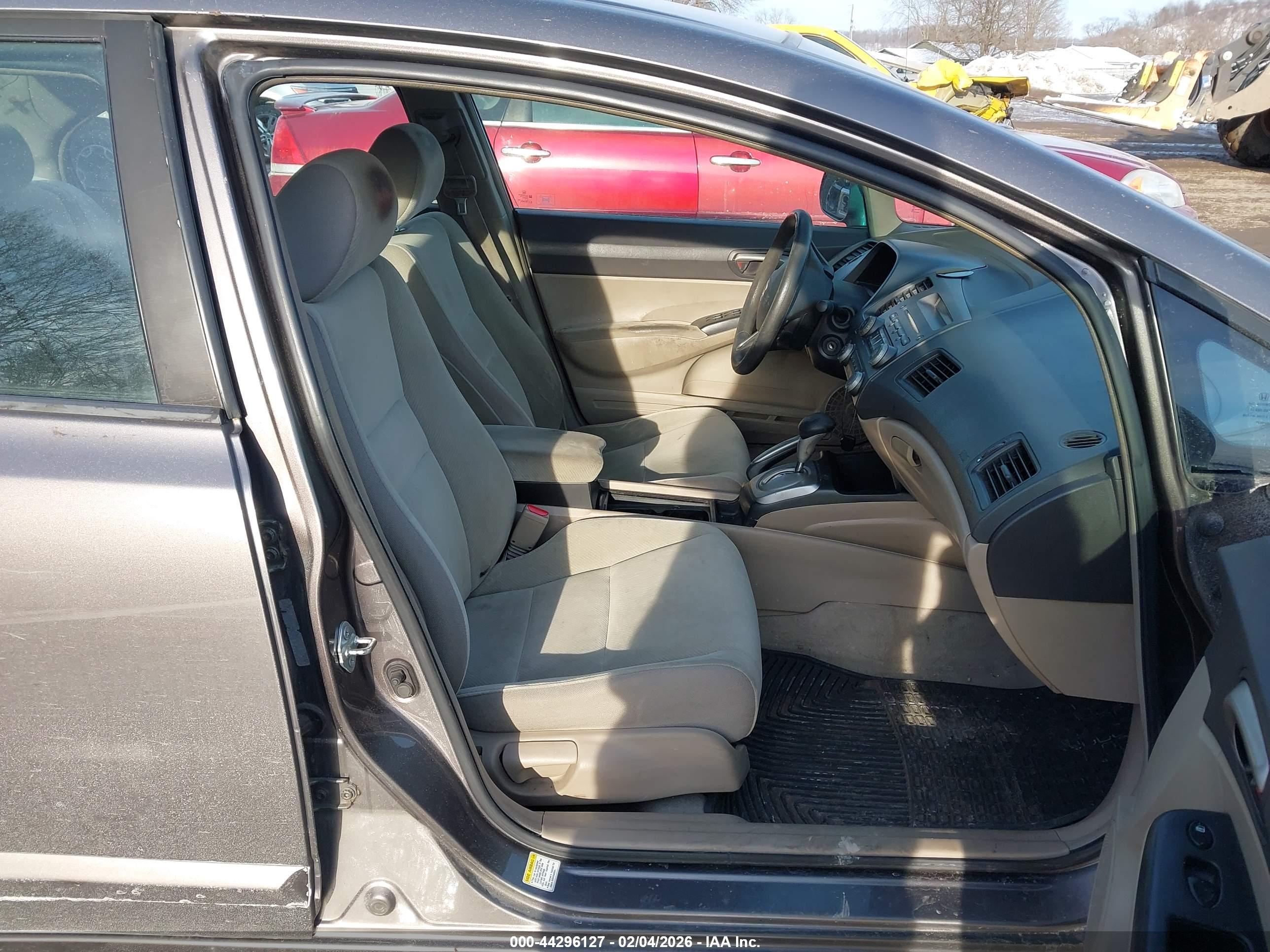 HONDA CIVIC image 5