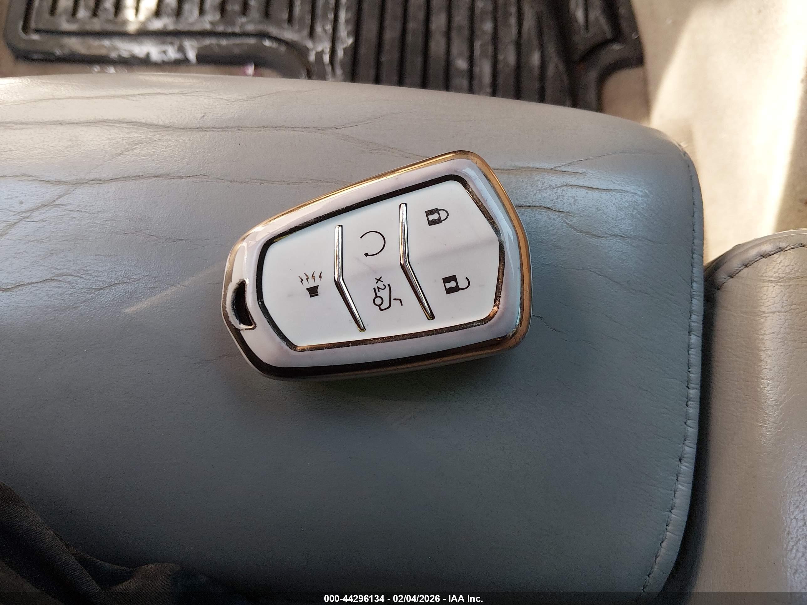 CADILLAC SRX image 11