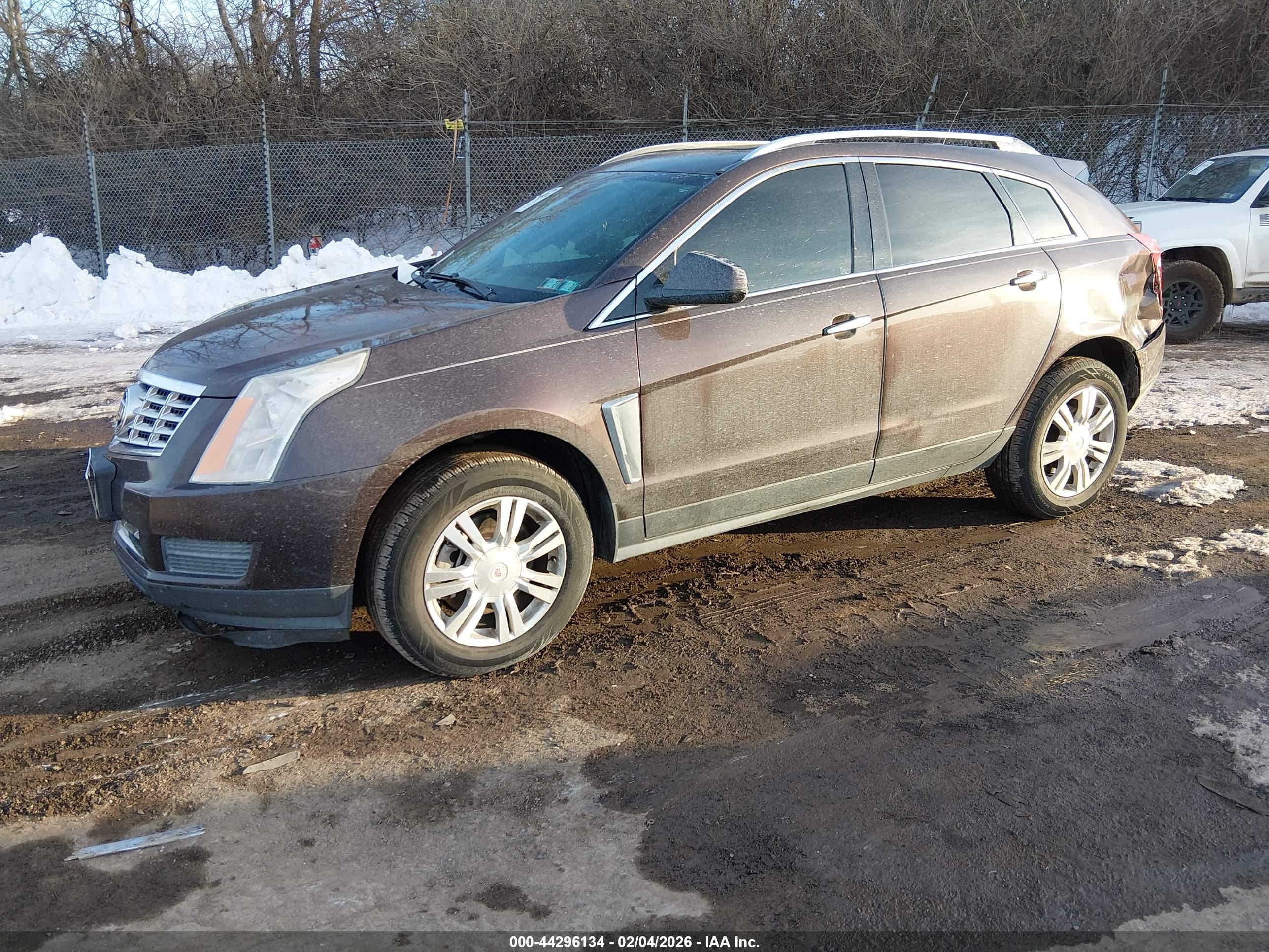 CADILLAC SRX image 2