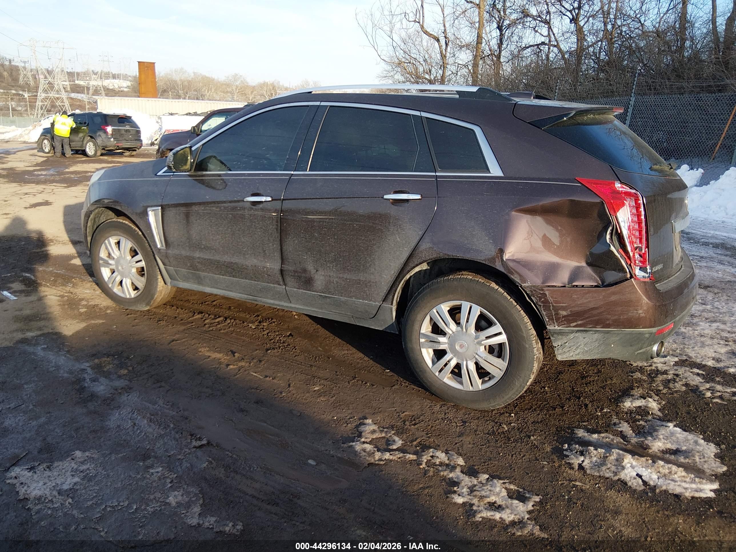 CADILLAC SRX image 3