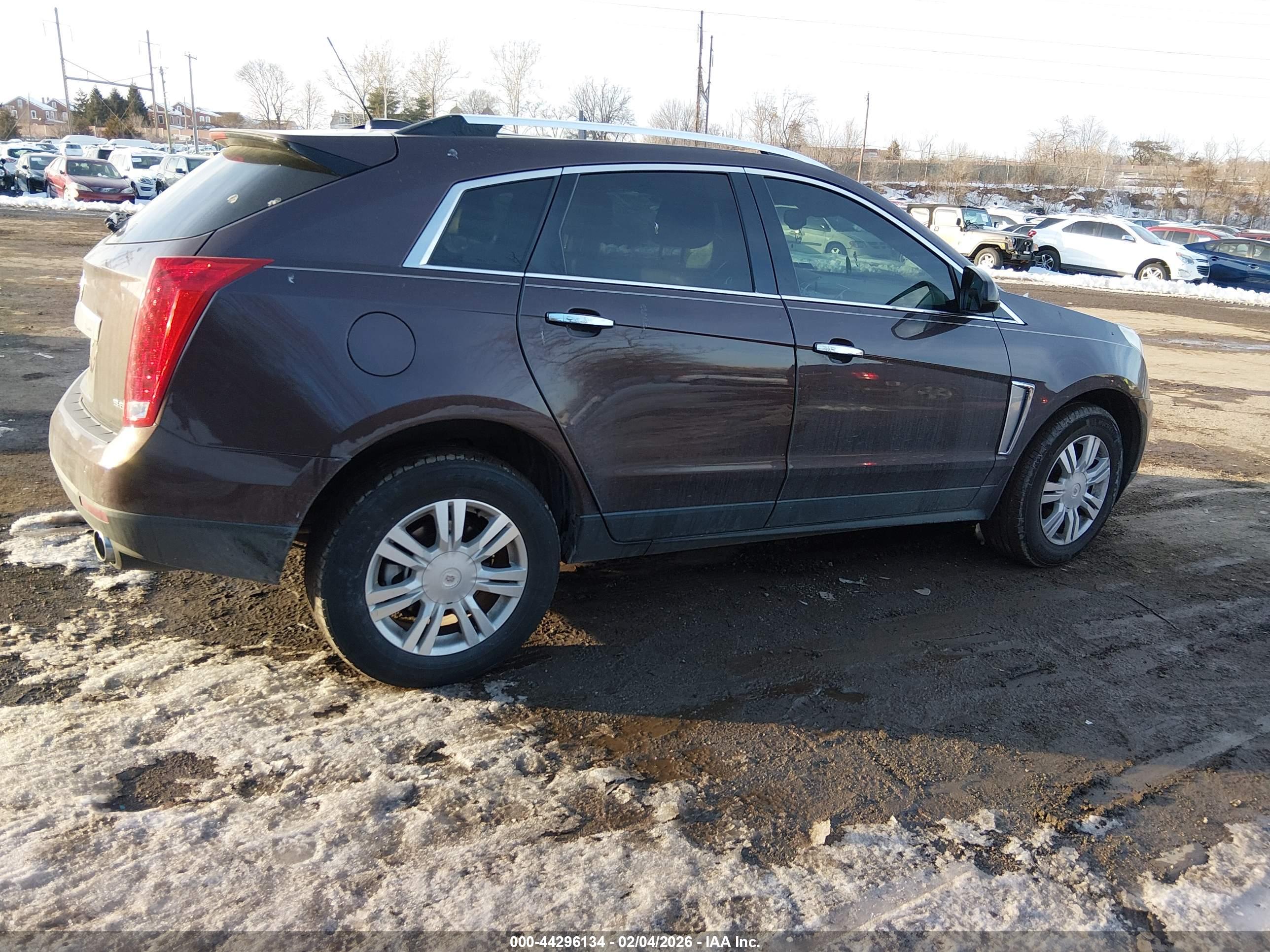 CADILLAC SRX image 4