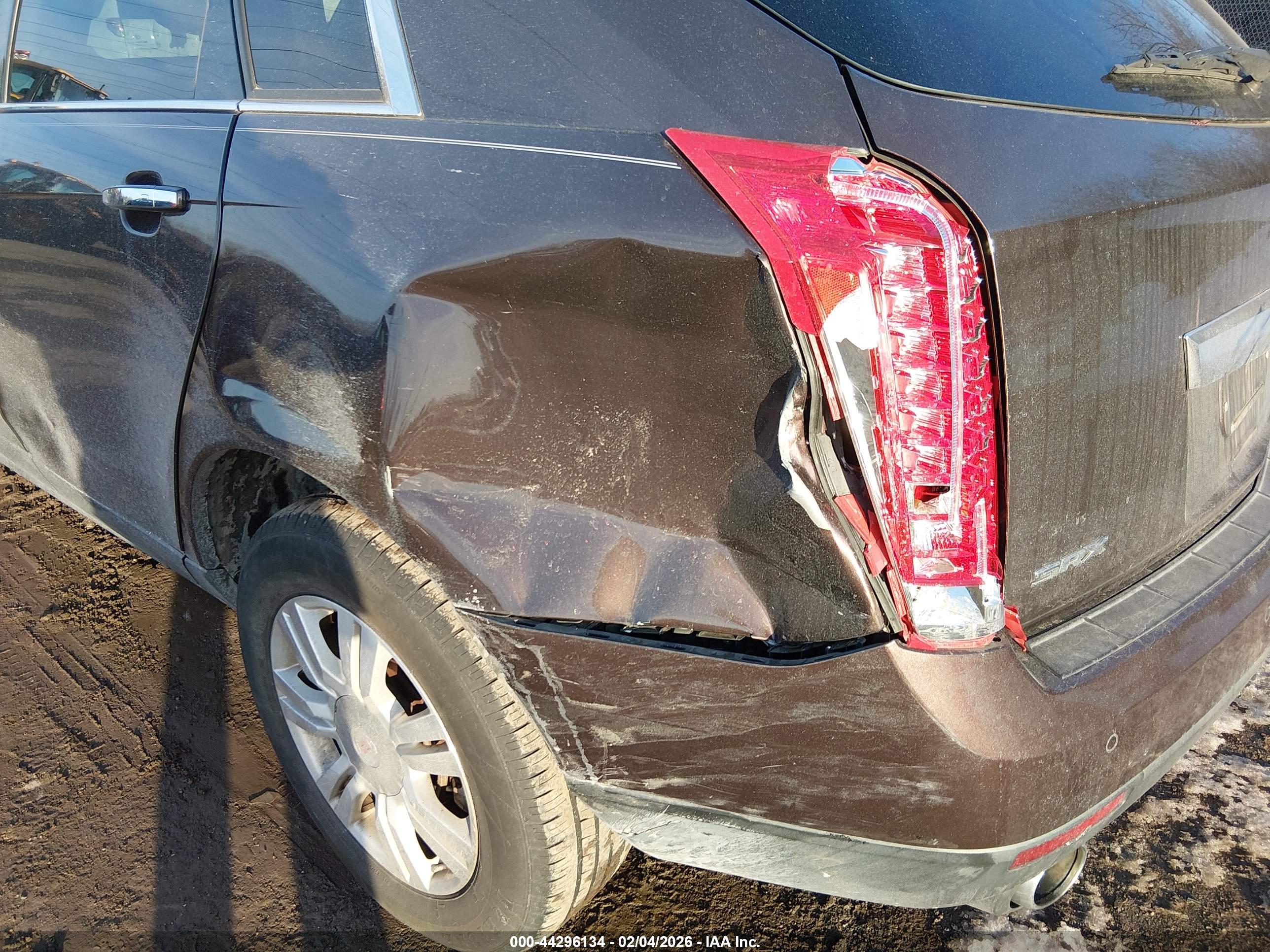 CADILLAC SRX image 6