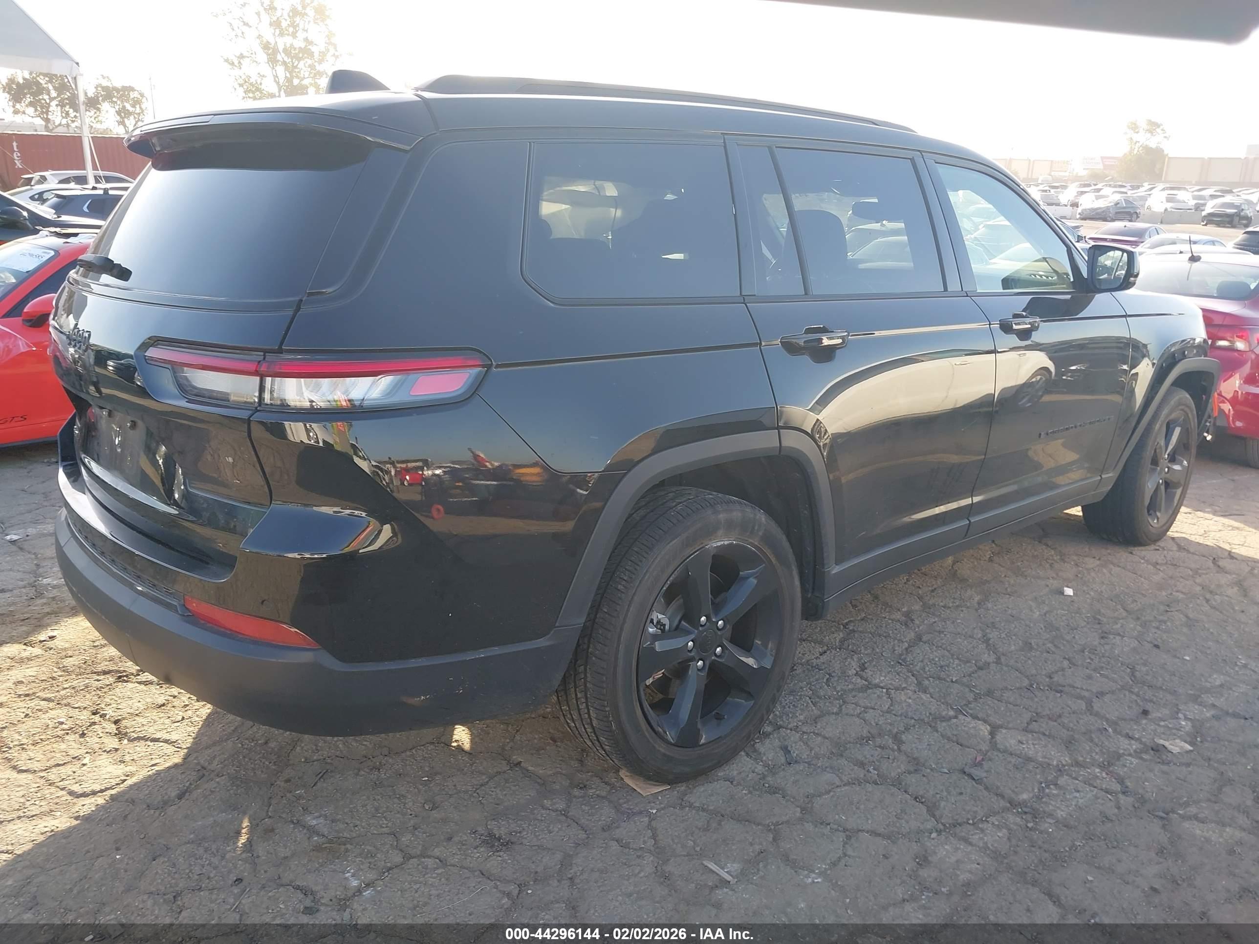 JEEP GRAND image 4