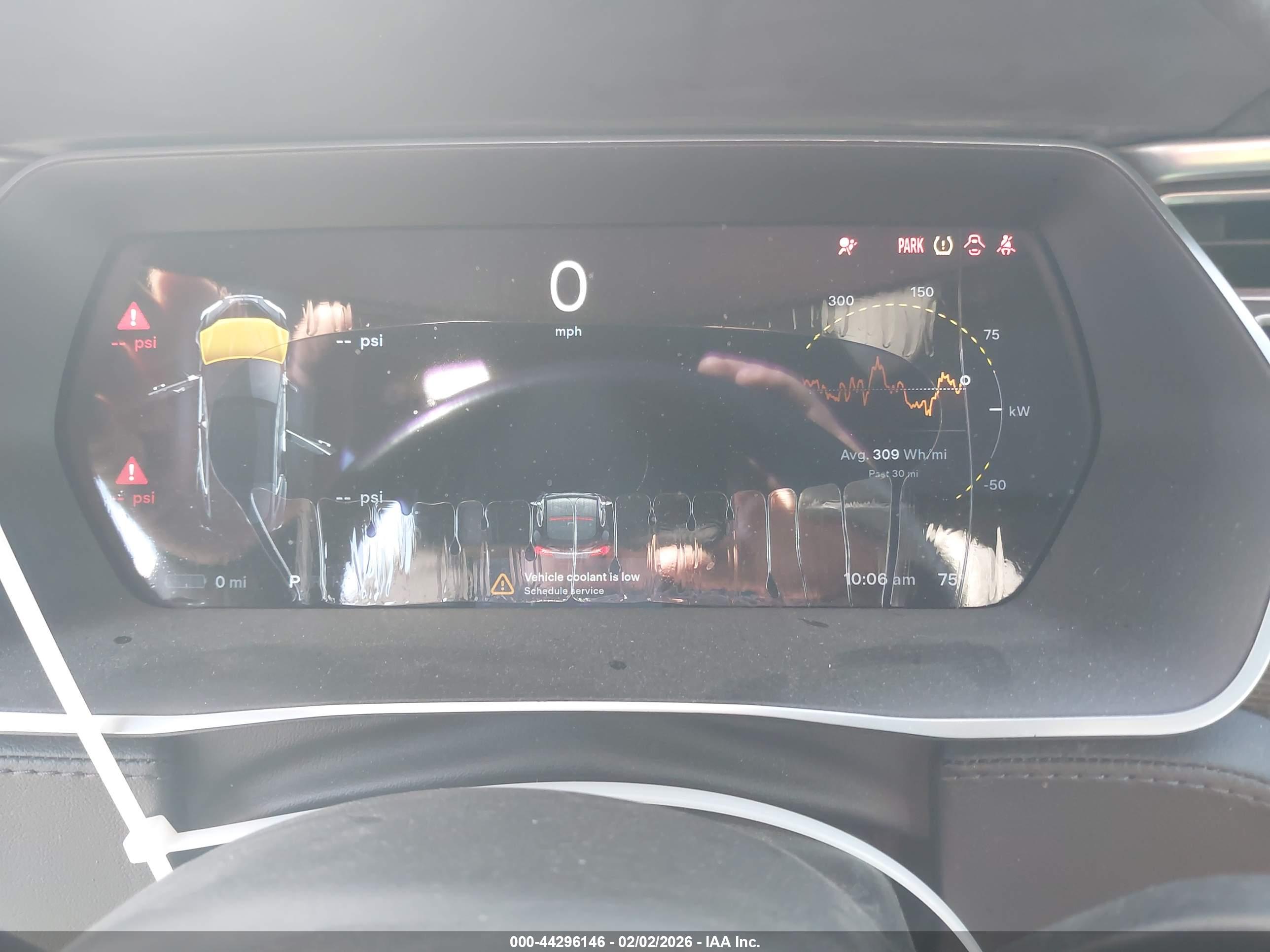 TESLA MODEL image 7