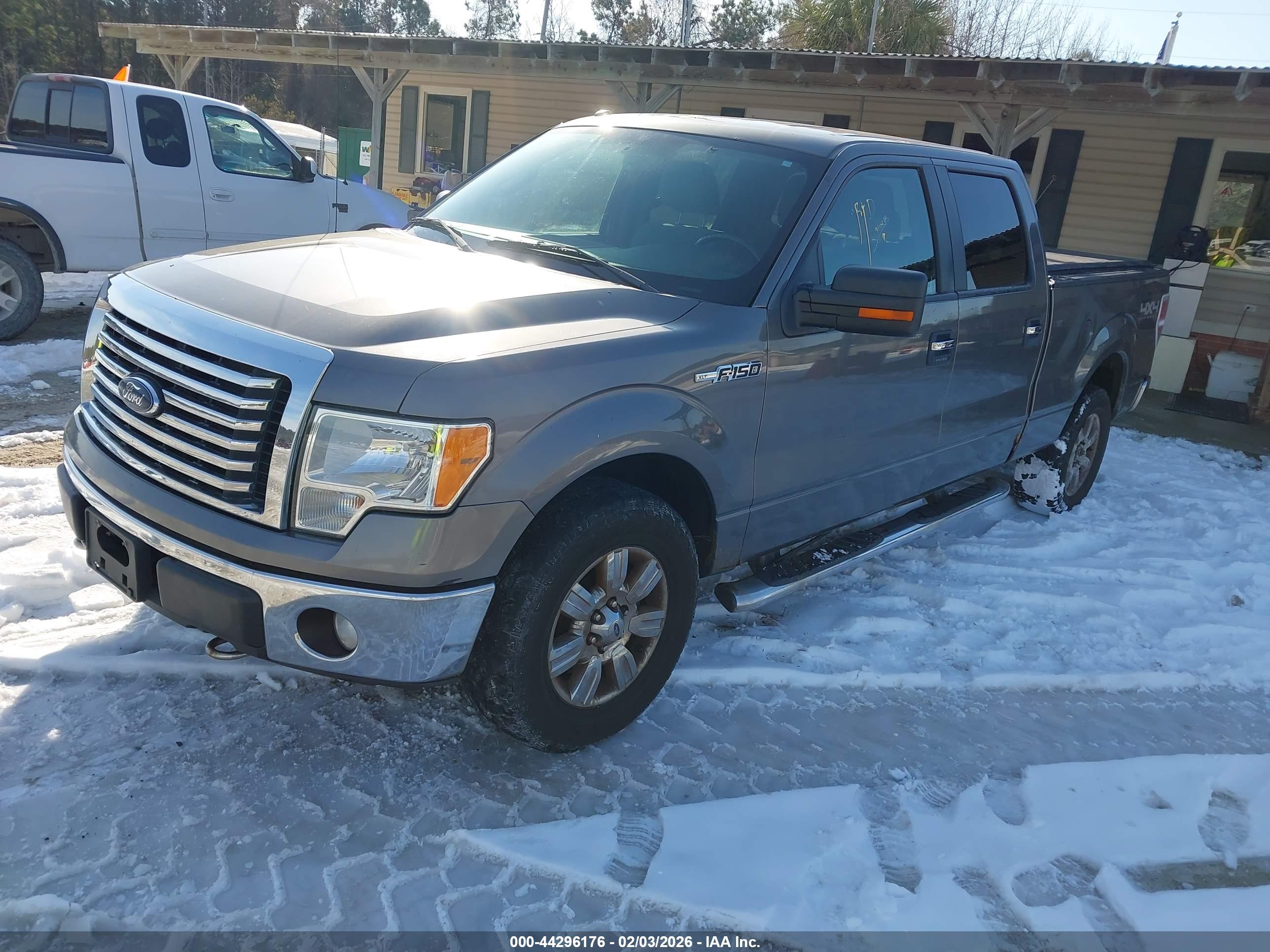 FORD F-150 image 2