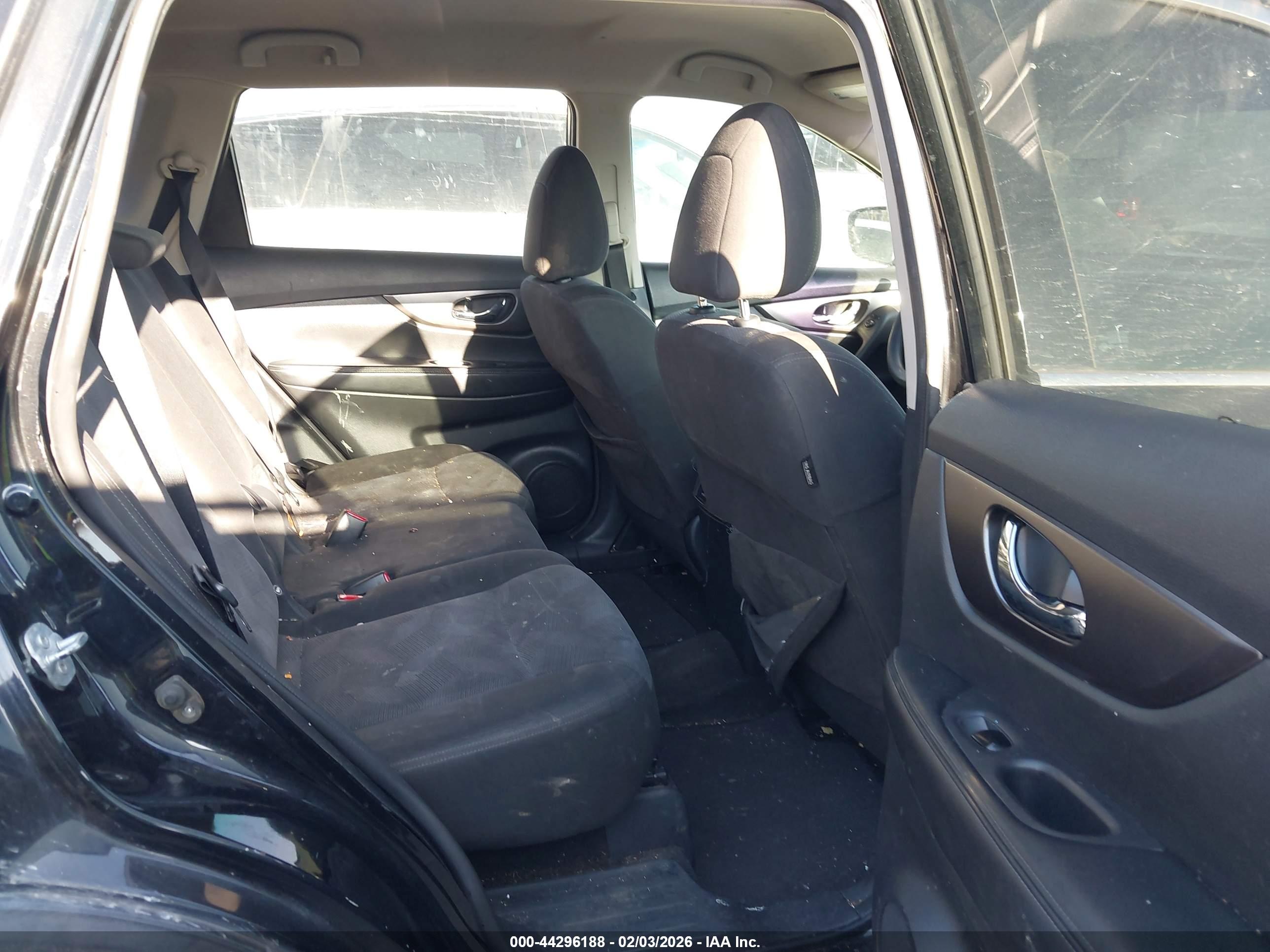 NISSAN ROGUE image 8
