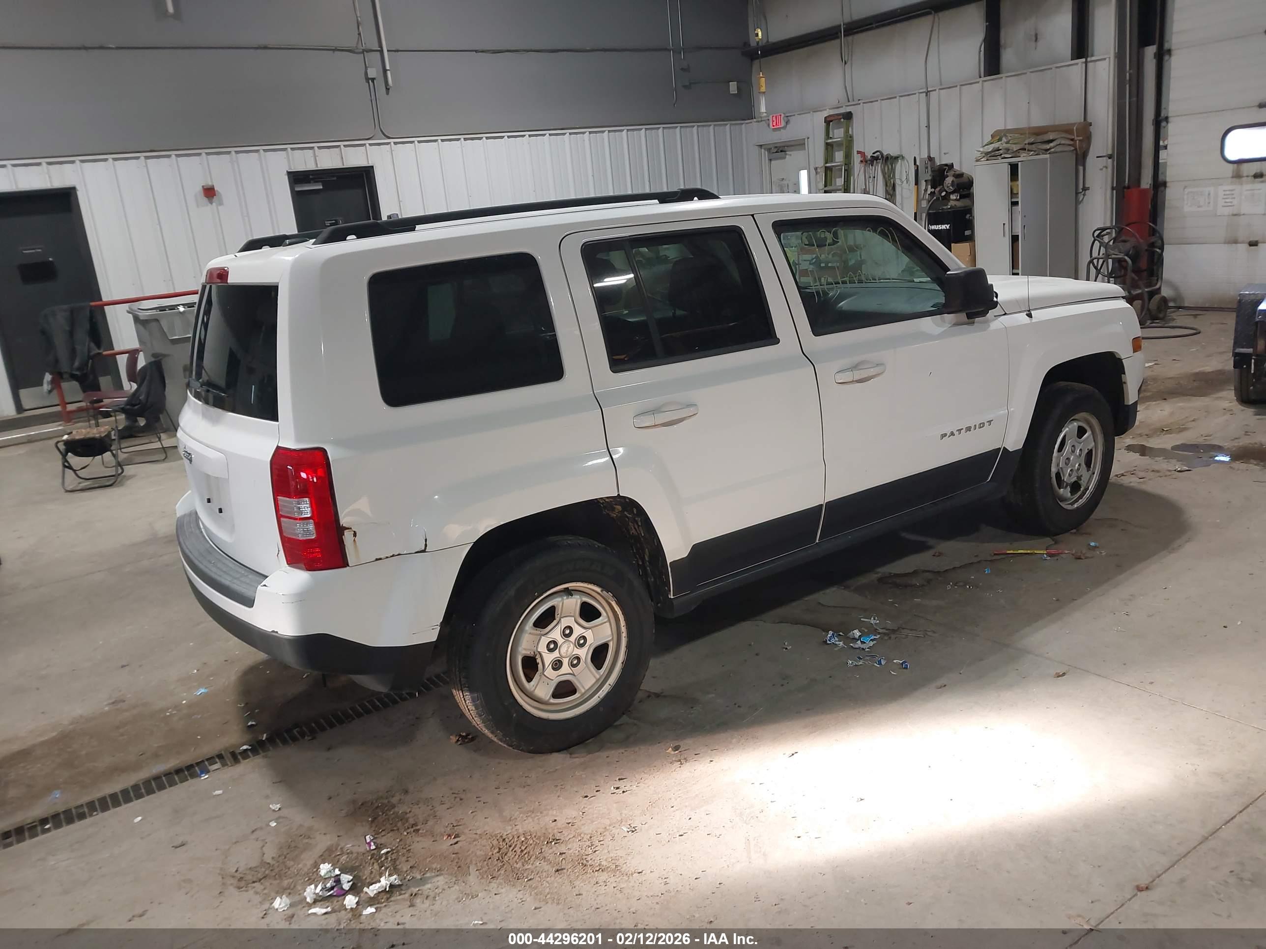 JEEP PATRIOT image 4