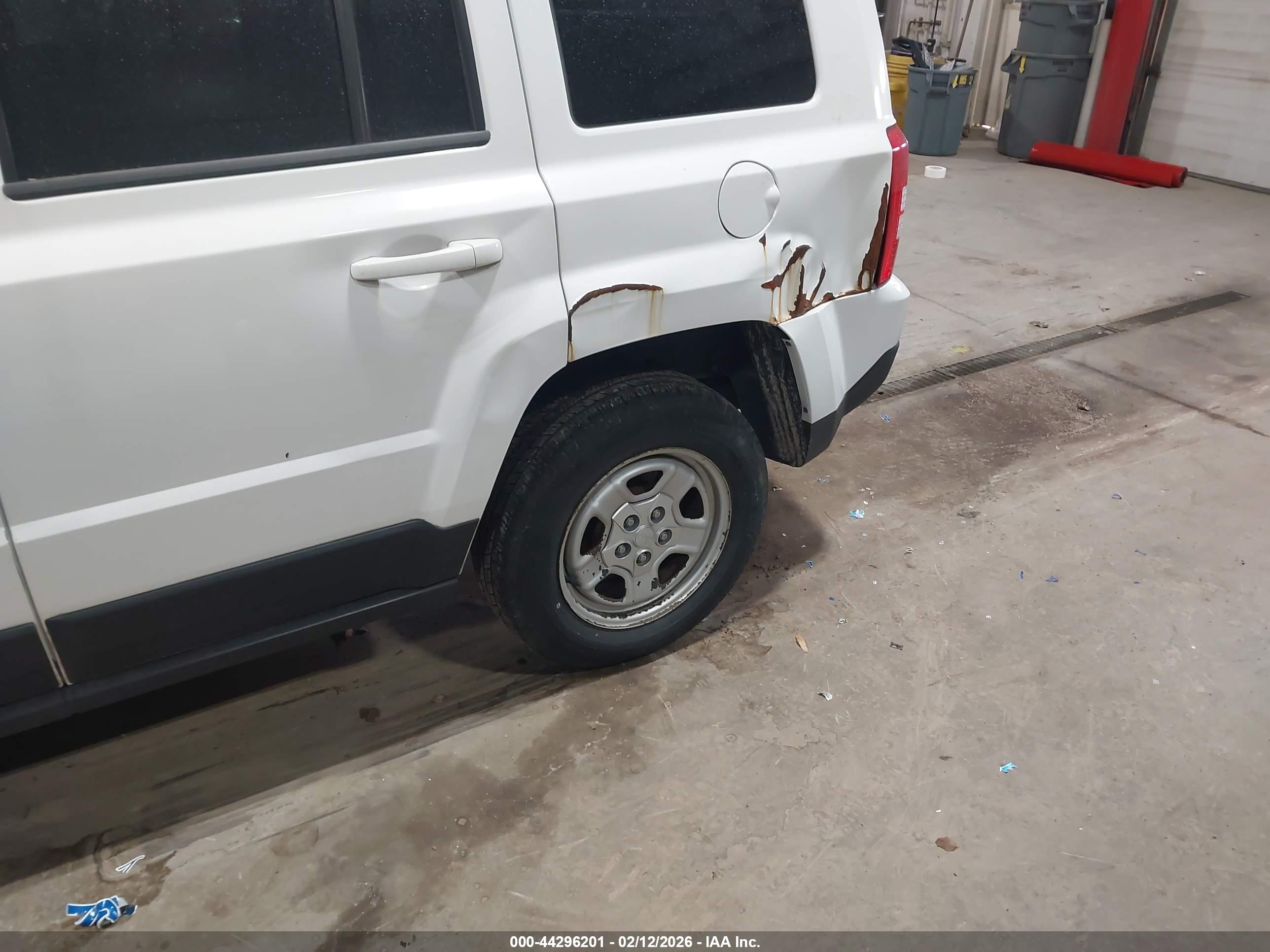 JEEP PATRIOT image 6