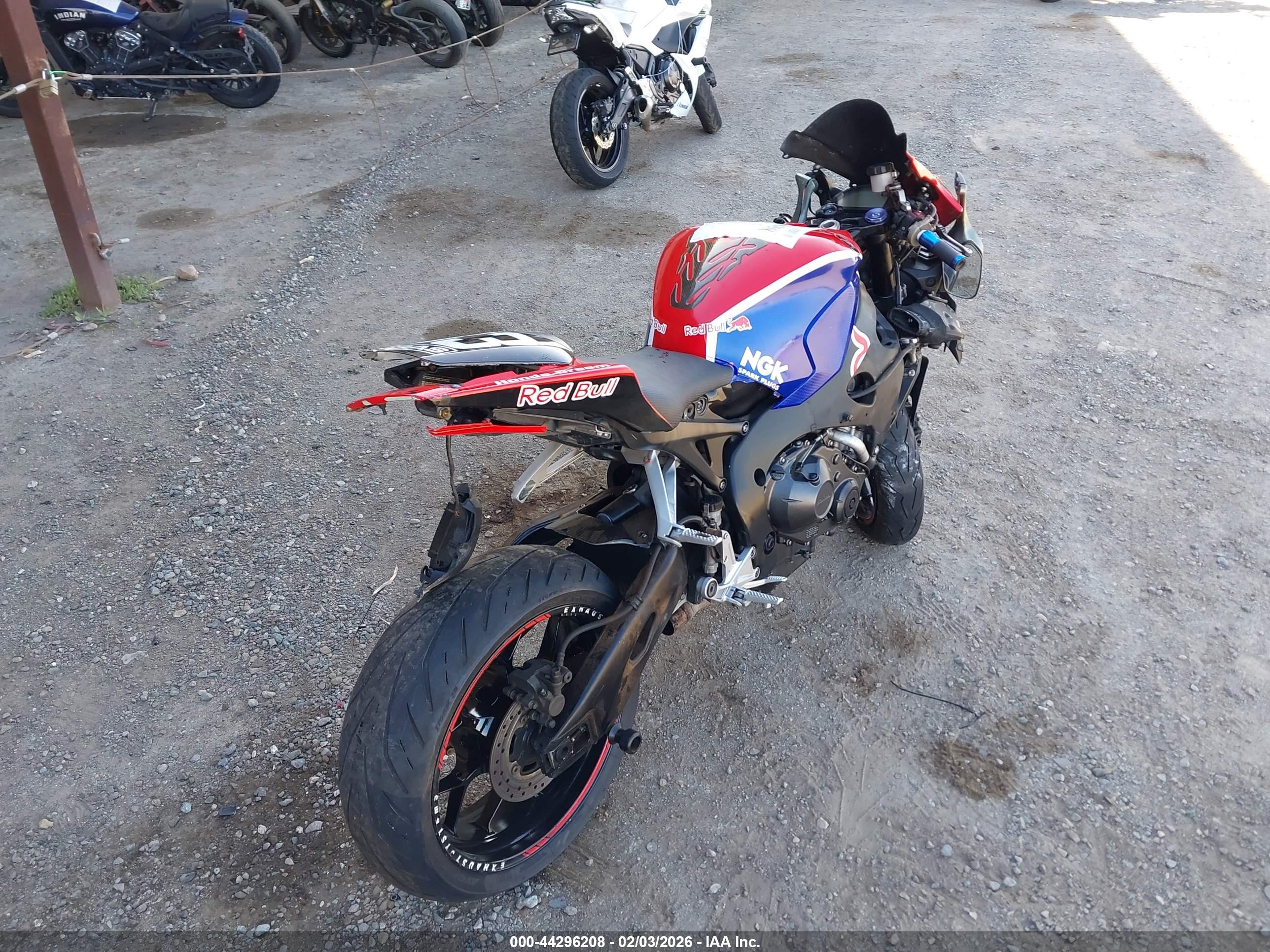 HONDA CBR1000 image 4