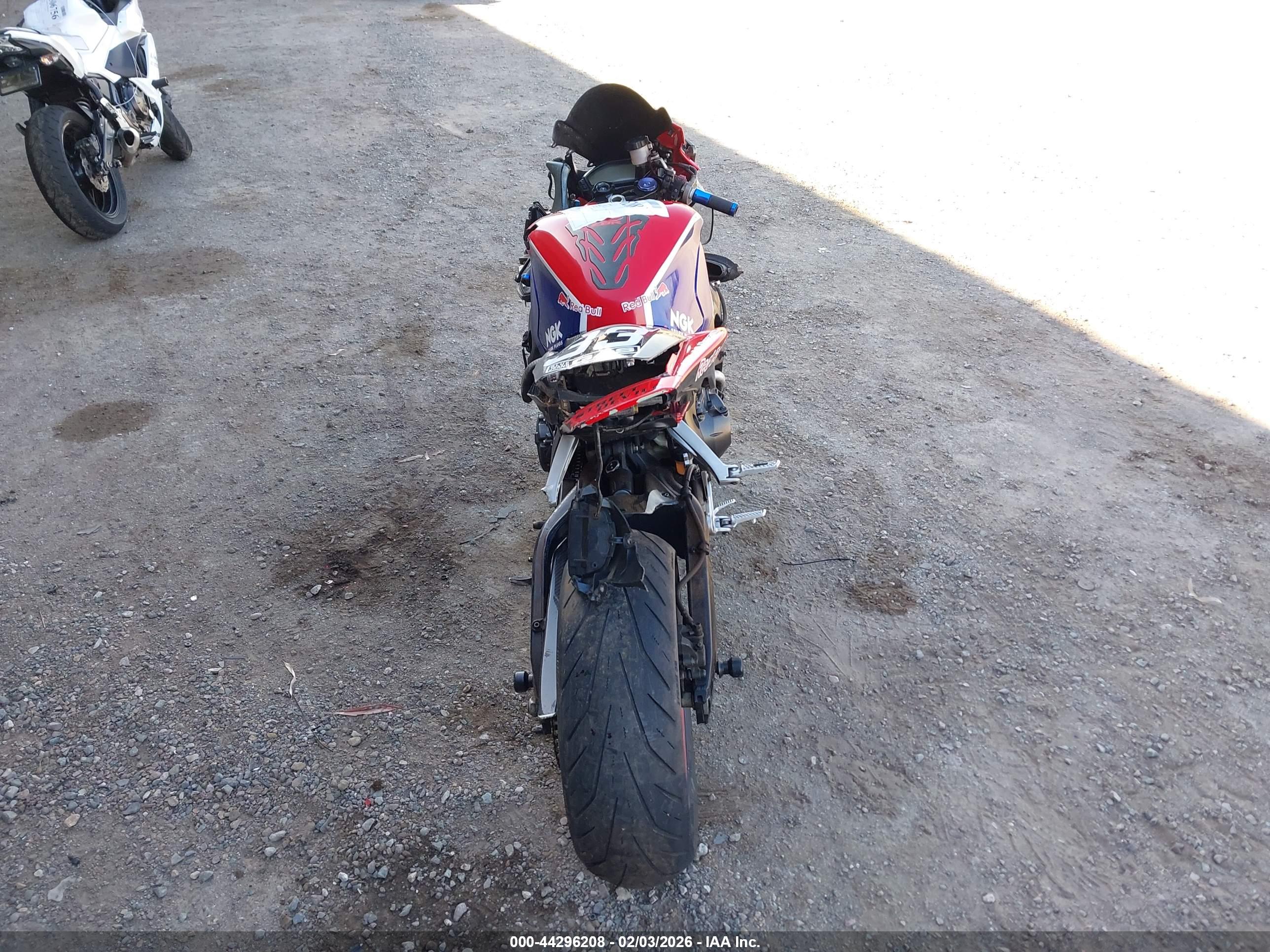HONDA CBR1000 image 6