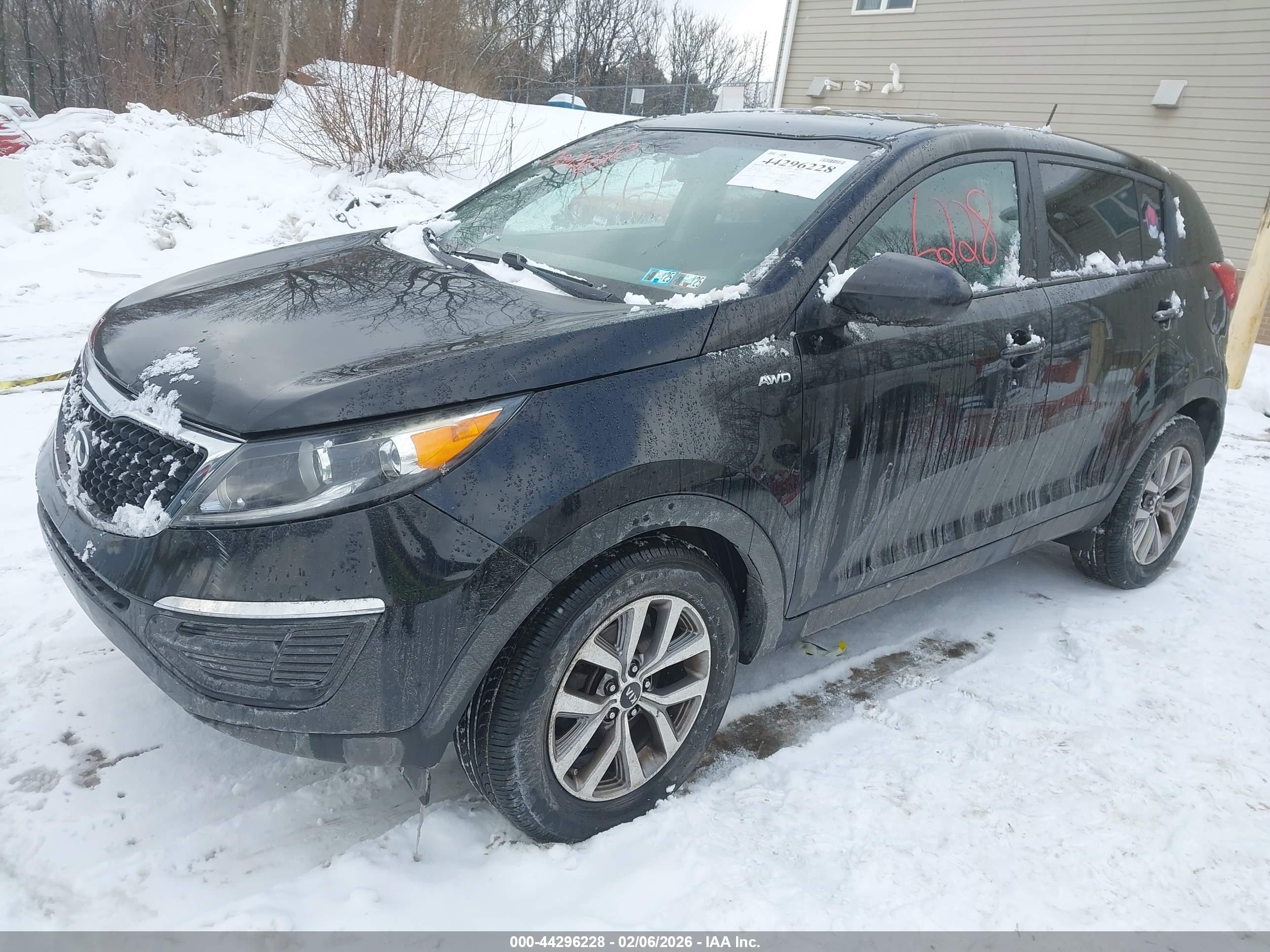 KIA SPORTAGE image 2