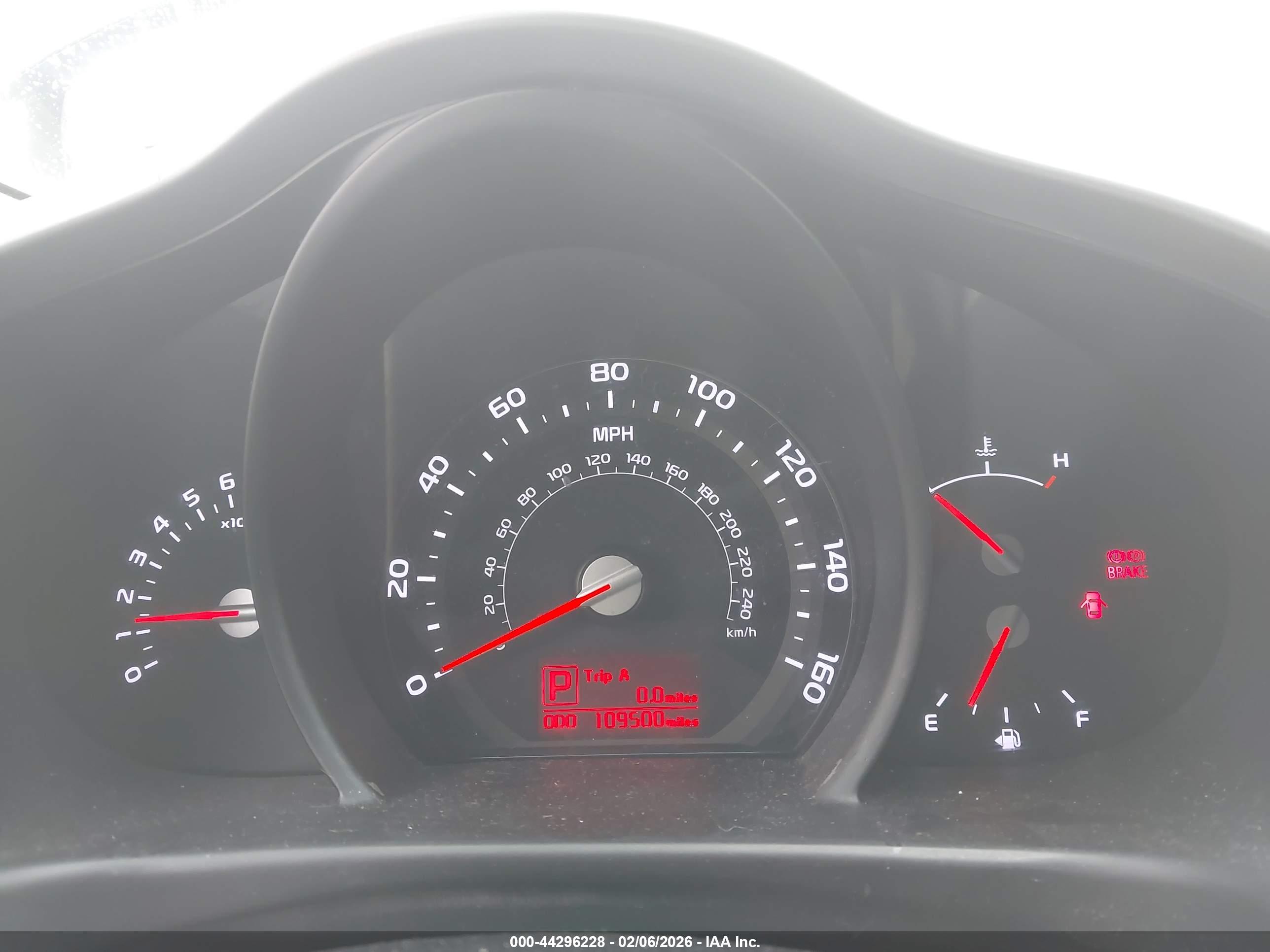 KIA SPORTAGE image 7