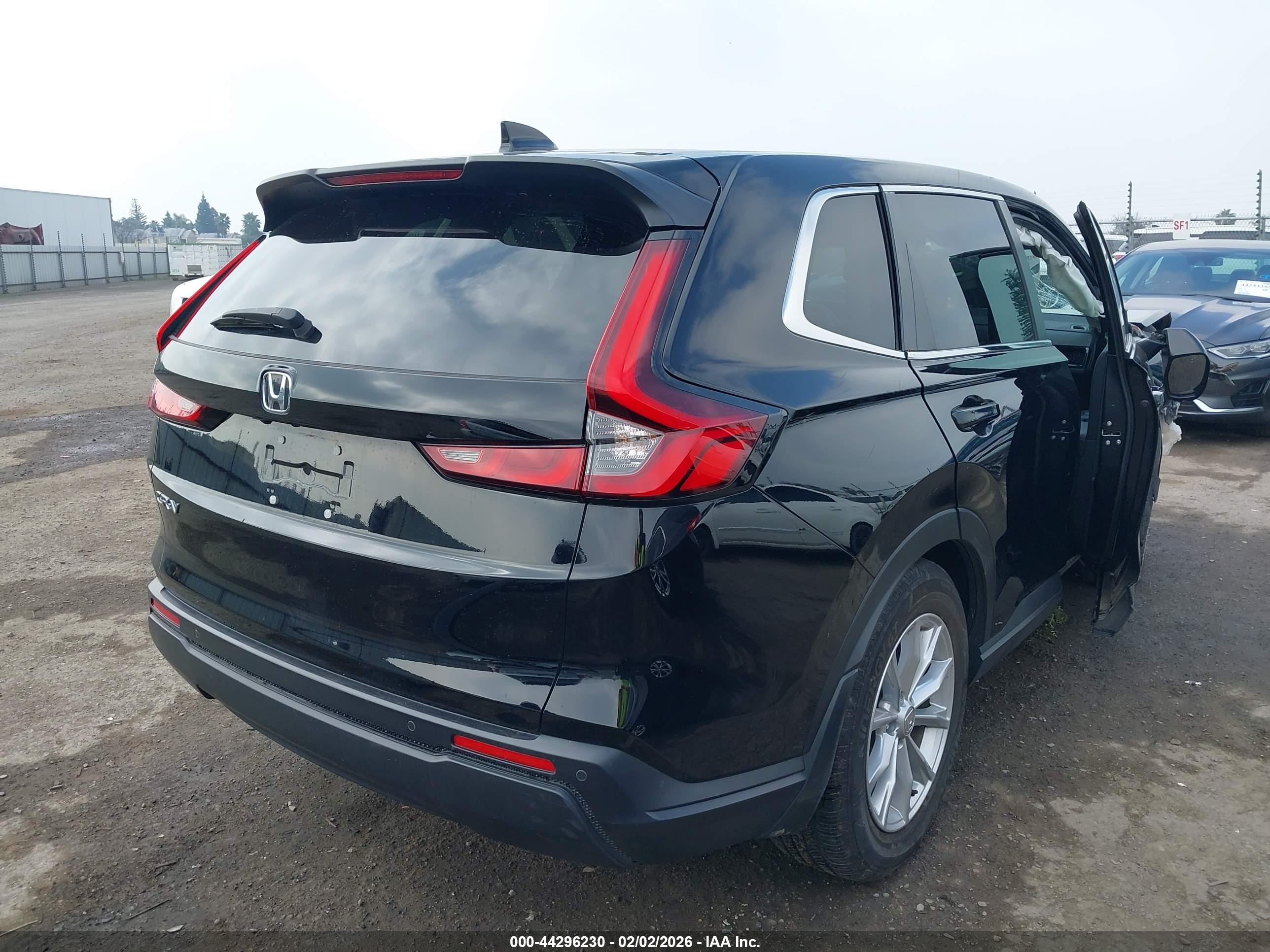 HONDA CR-V image 4