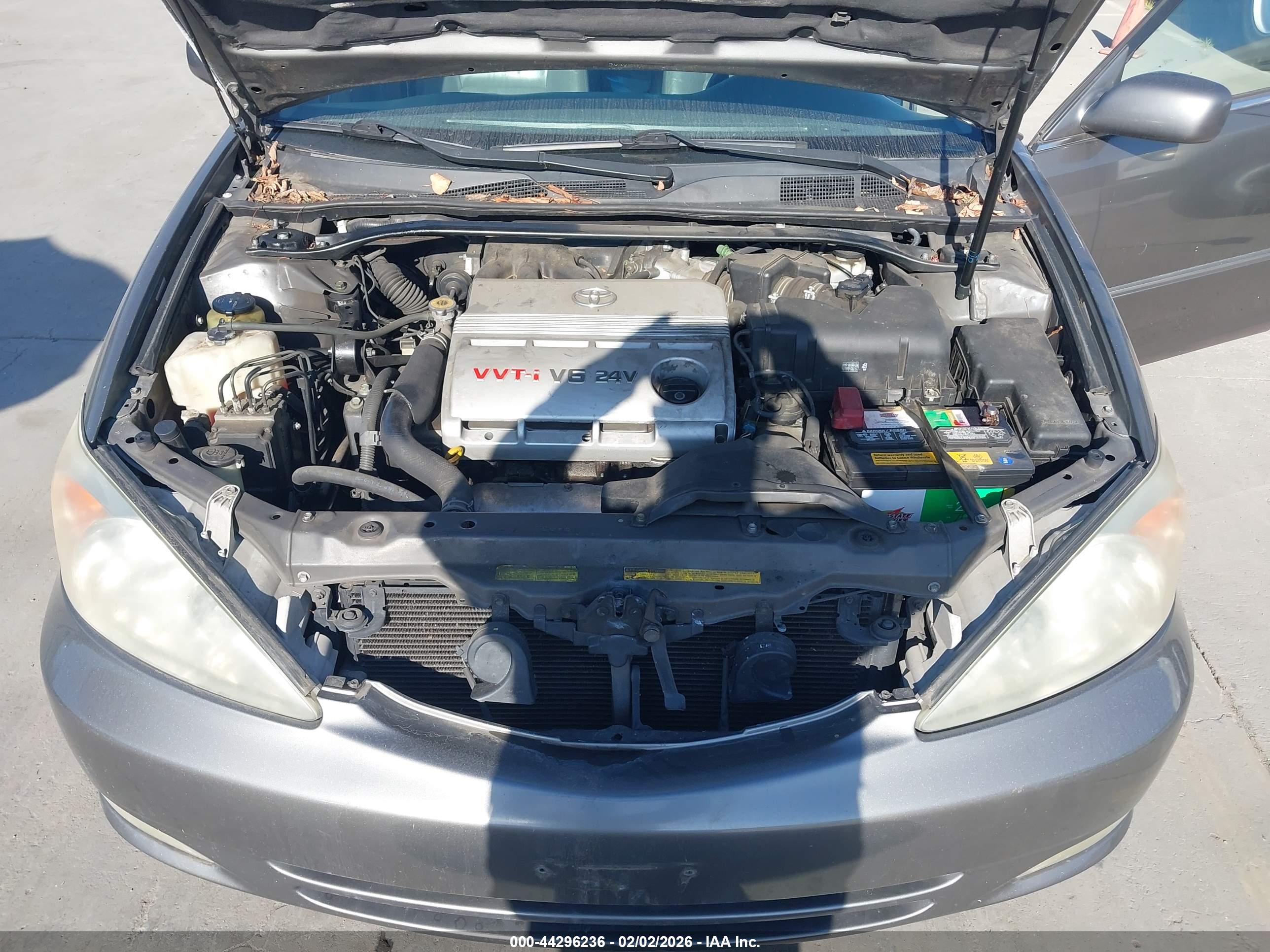 TOYOTA CAMRY image 10