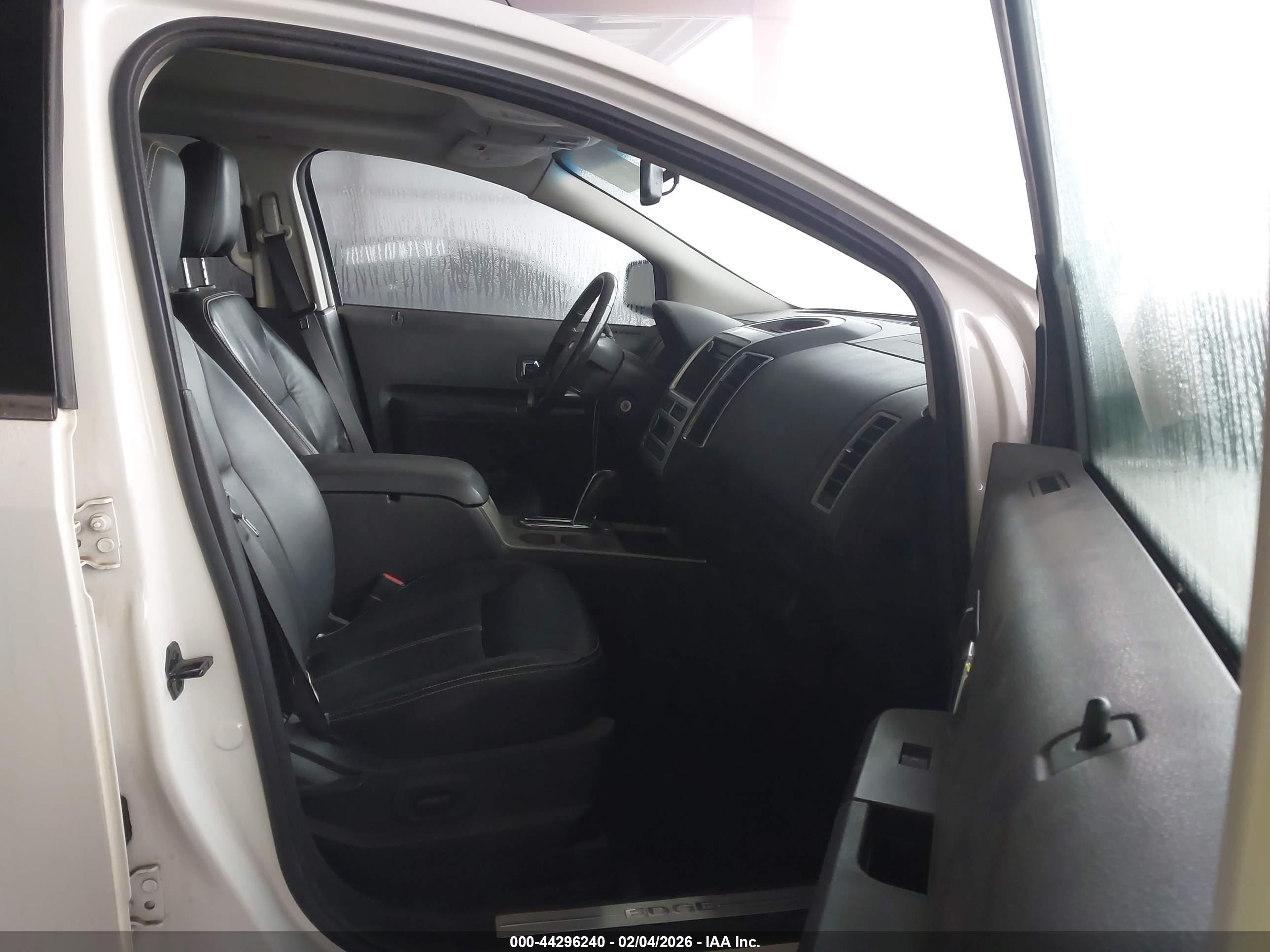 FORD EDGE image 5