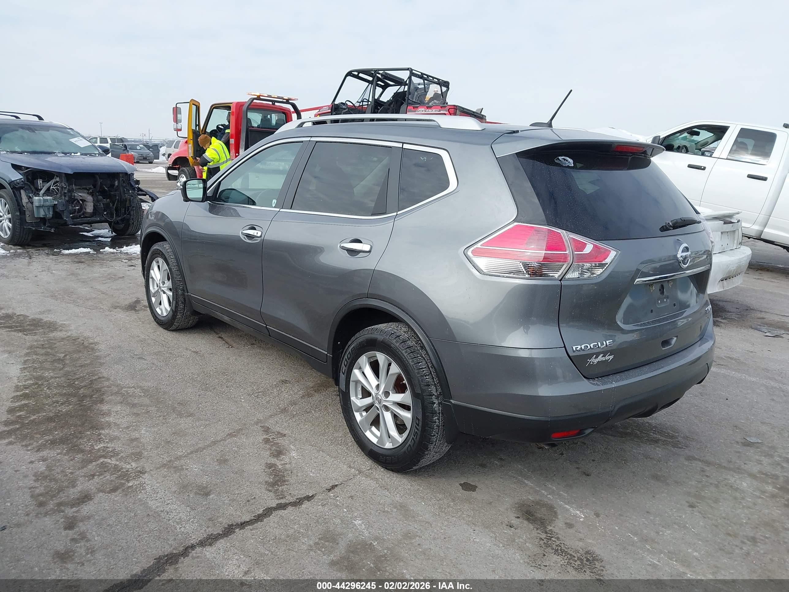 NISSAN ROGUE image 3