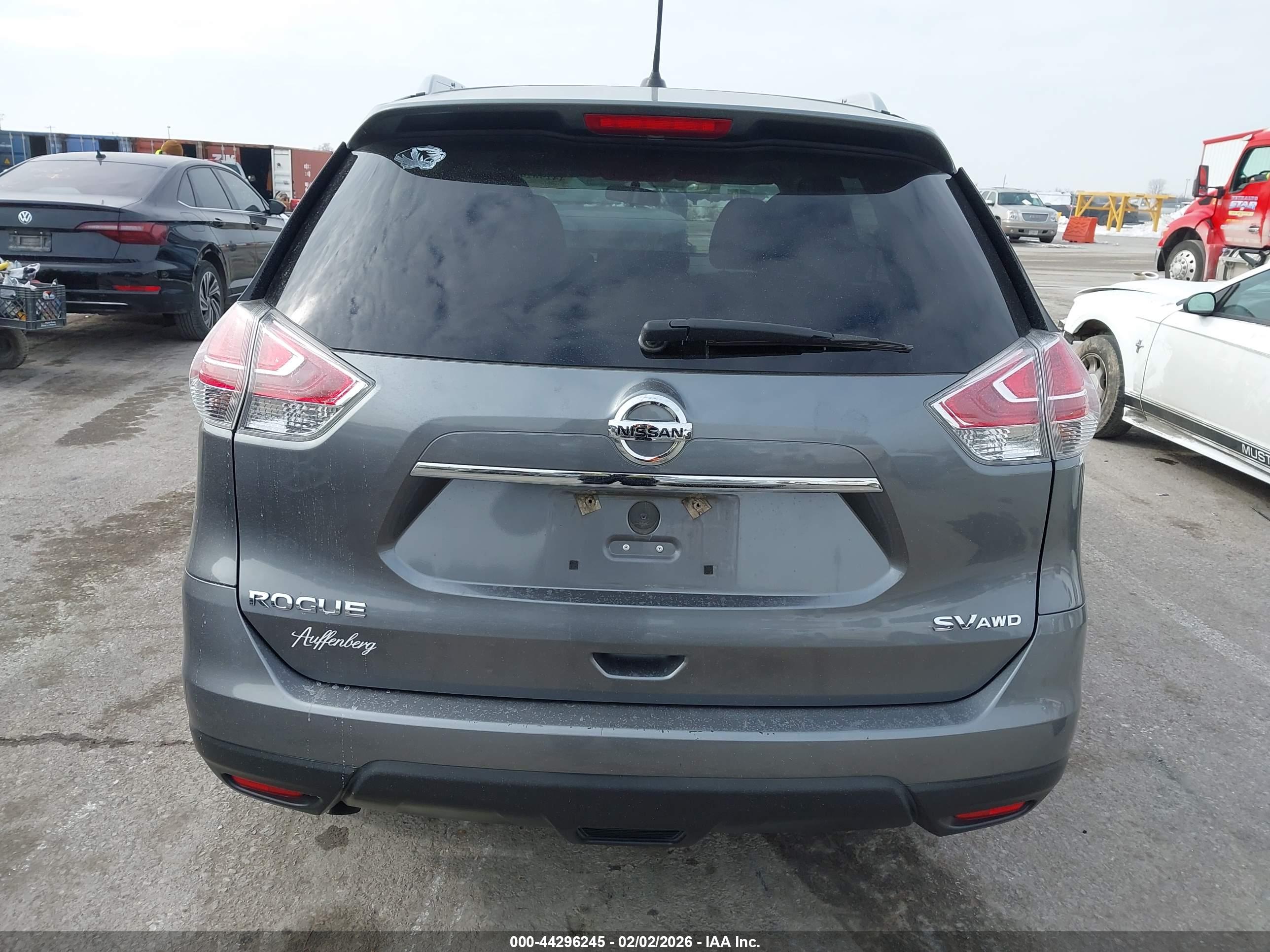 NISSAN ROGUE image 6
