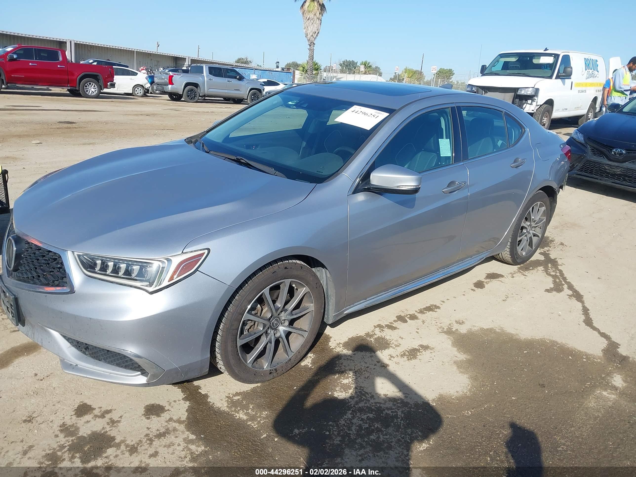 ACURA TLX image 2