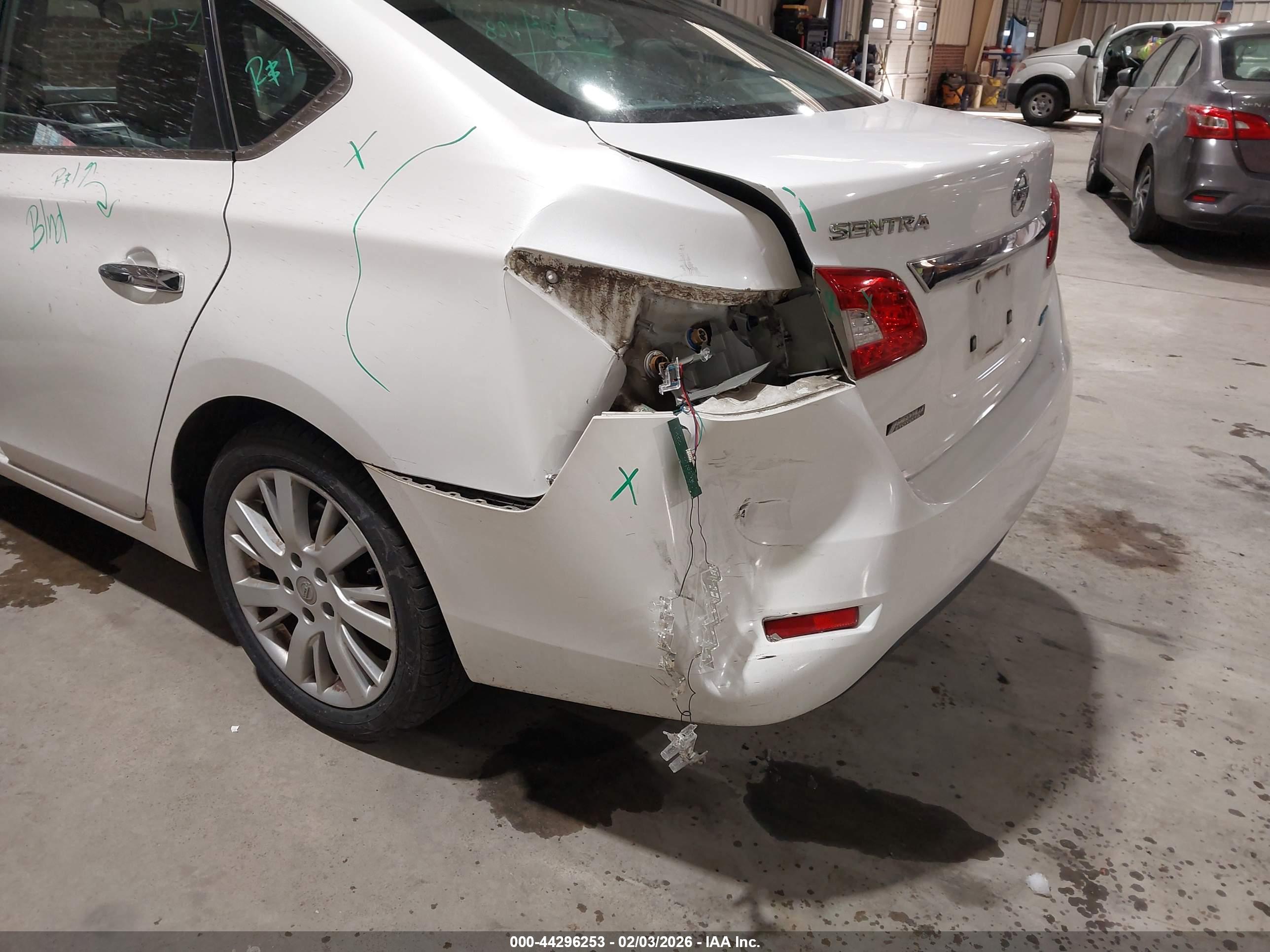 NISSAN SENTRA image 6