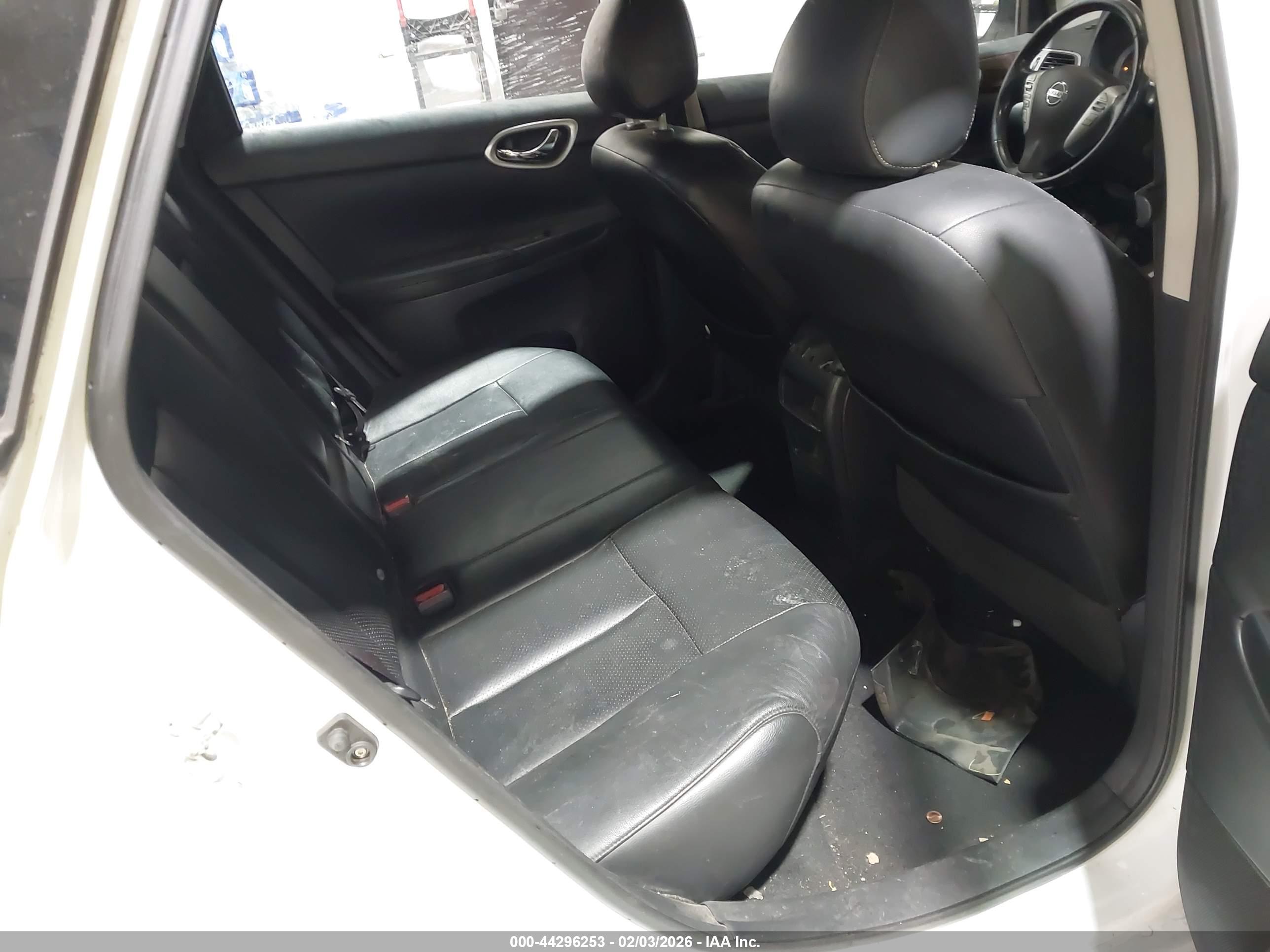 NISSAN SENTRA image 8