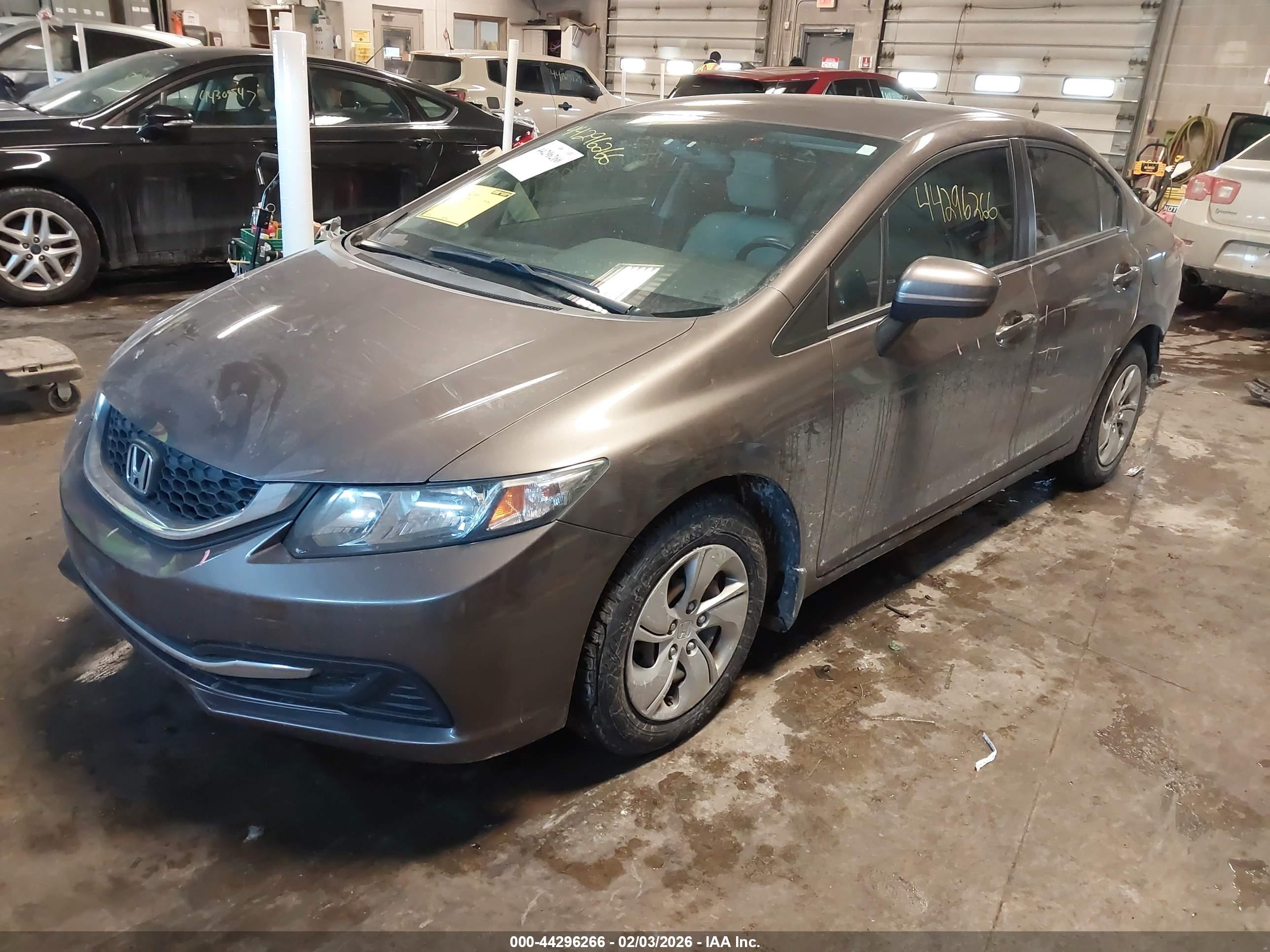 HONDA CIVIC image 2