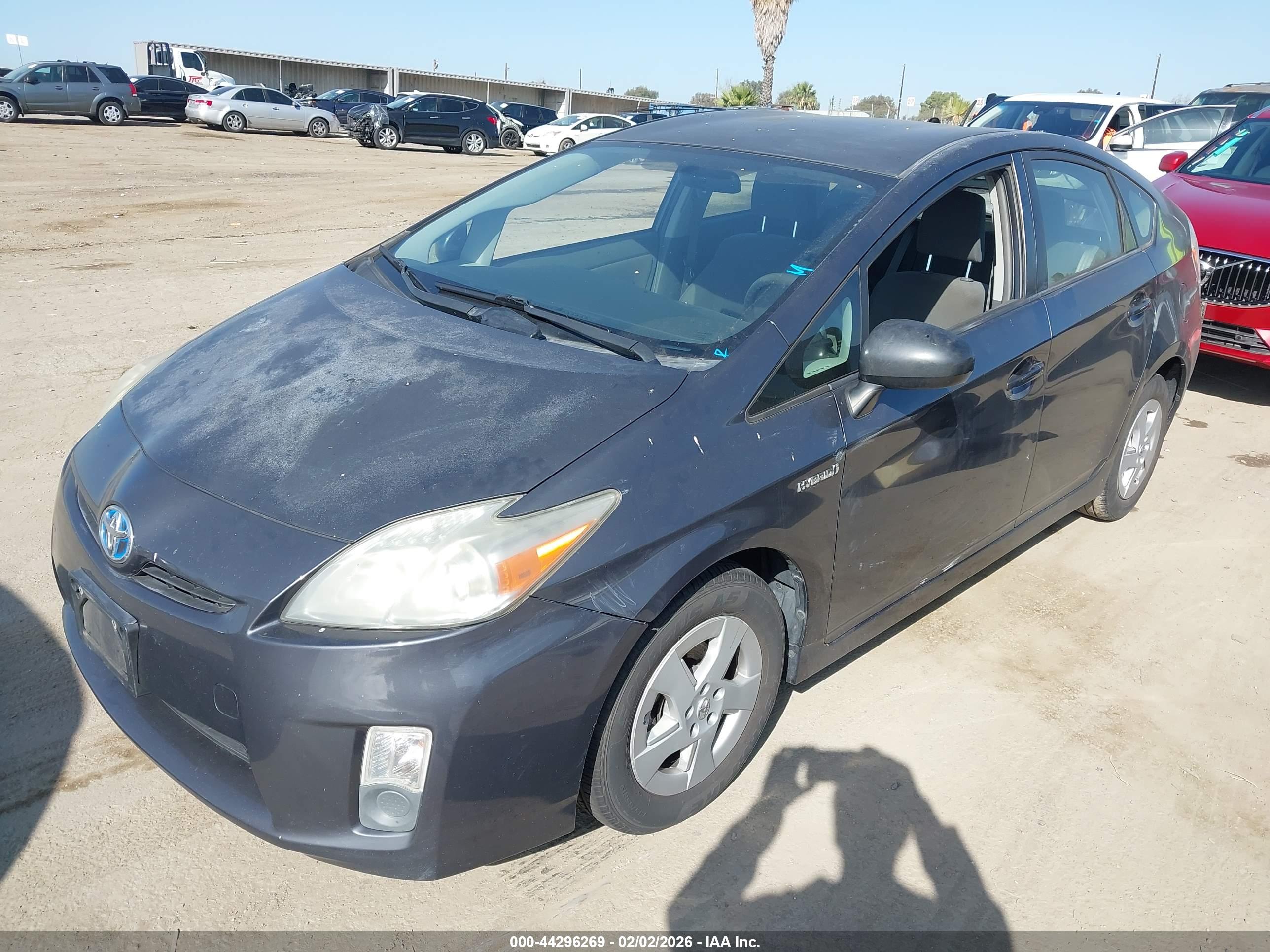 TOYOTA PRIUS image 2
