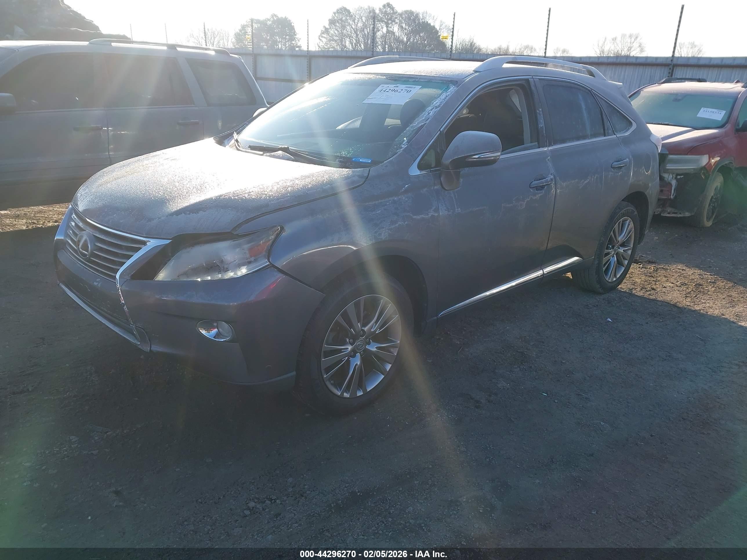LEXUS RX image 2