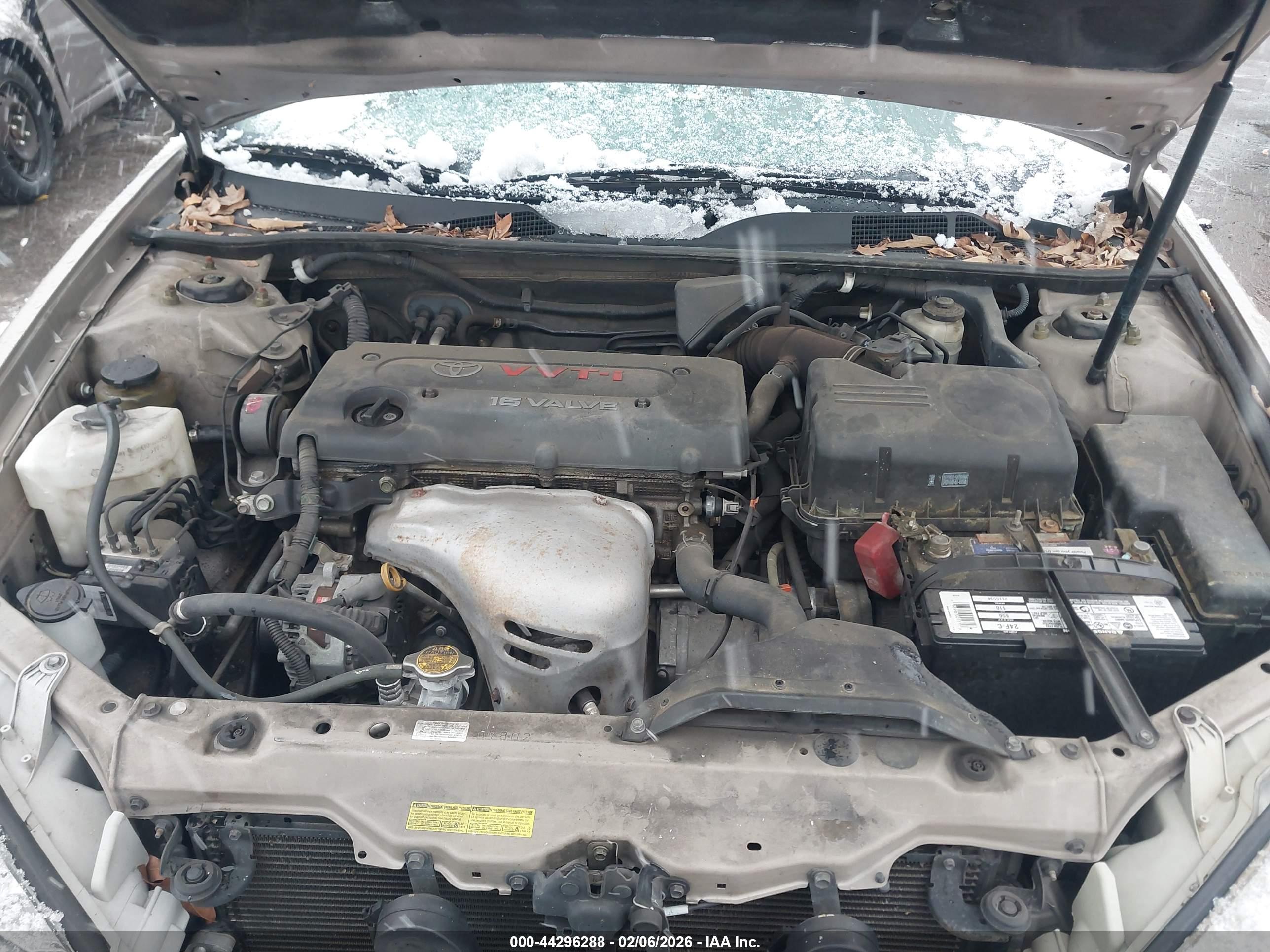 TOYOTA CAMRY image 10