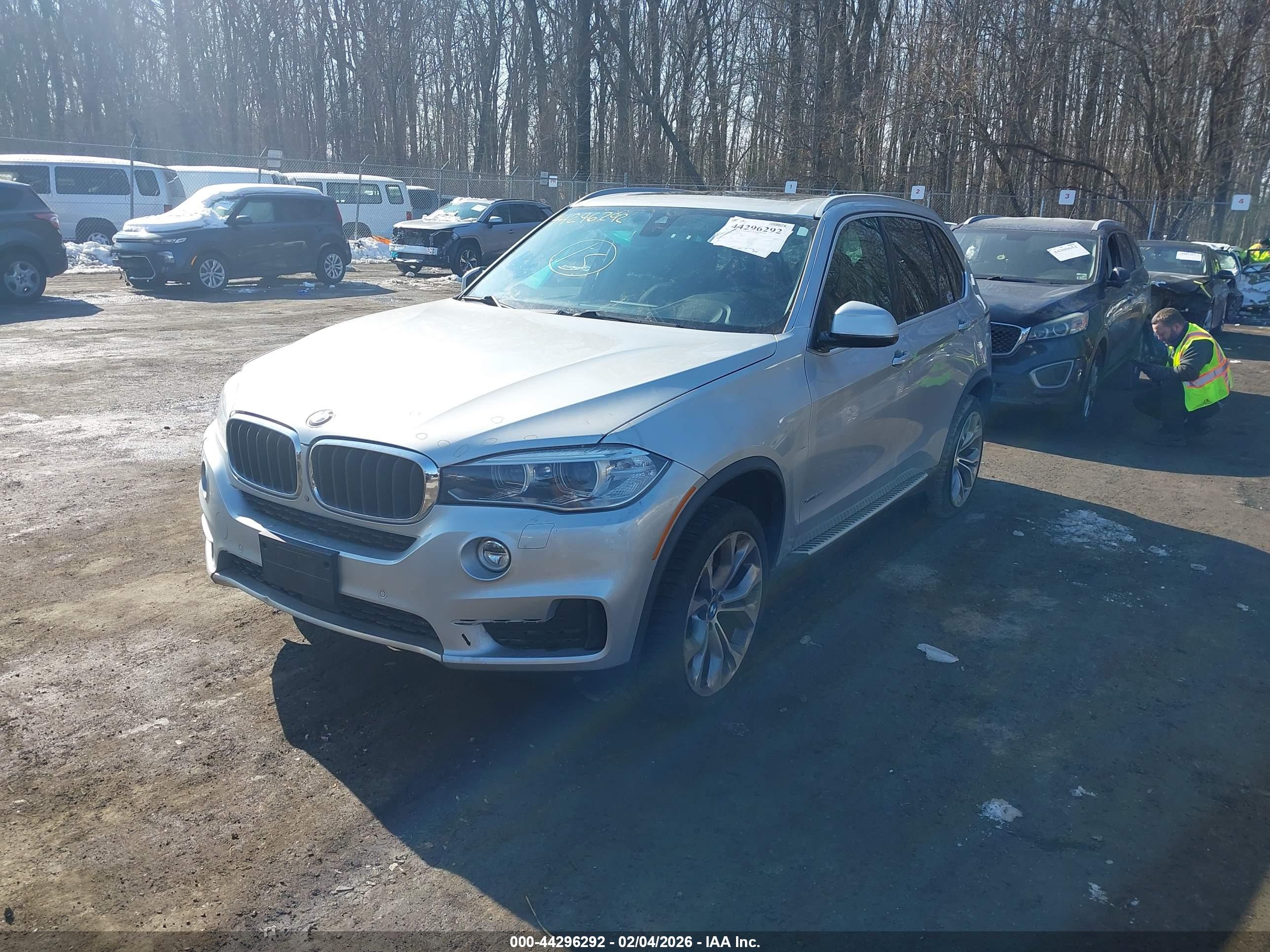 BMW X5 image 2