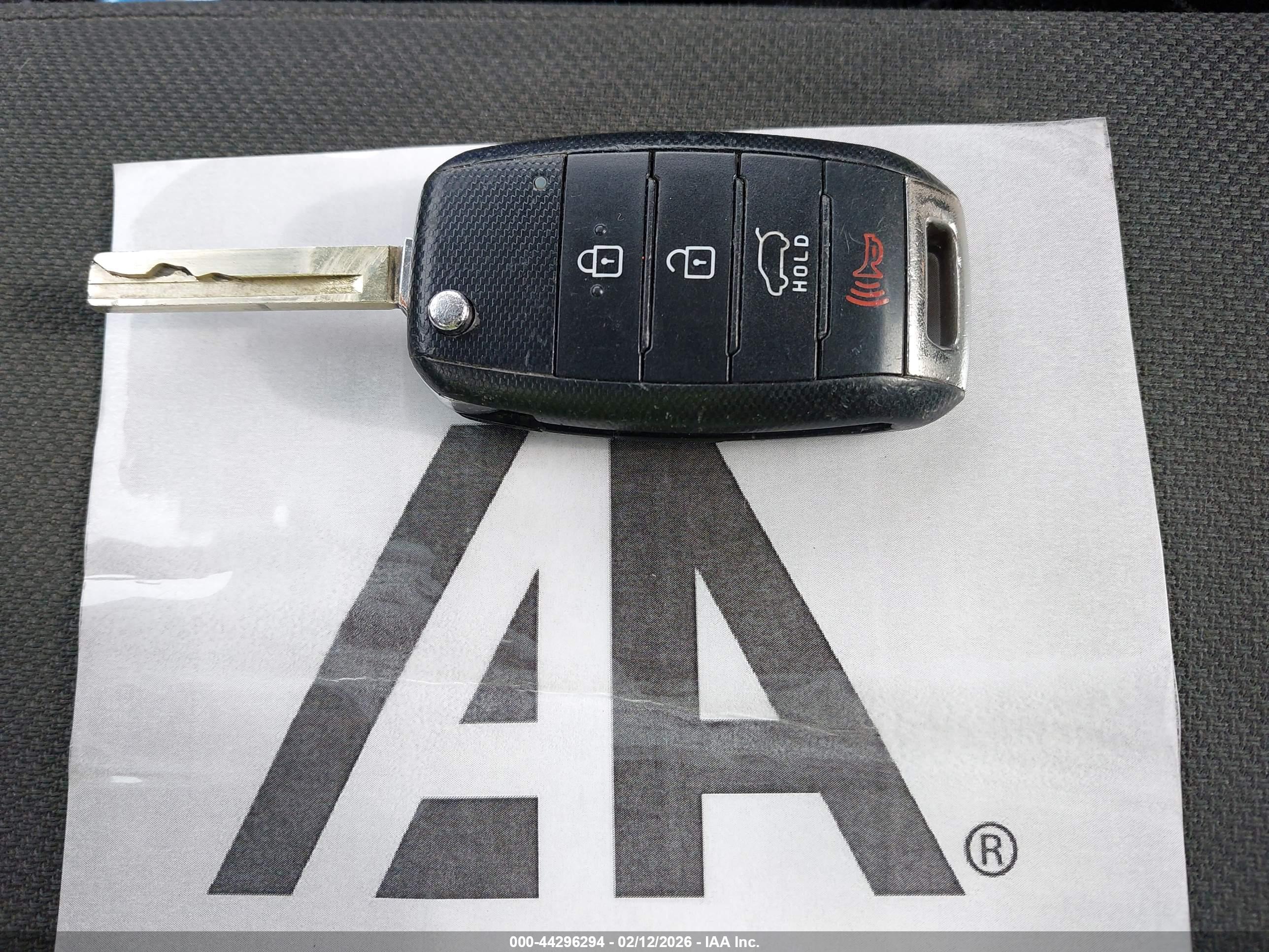 KIA SORENTO image 11