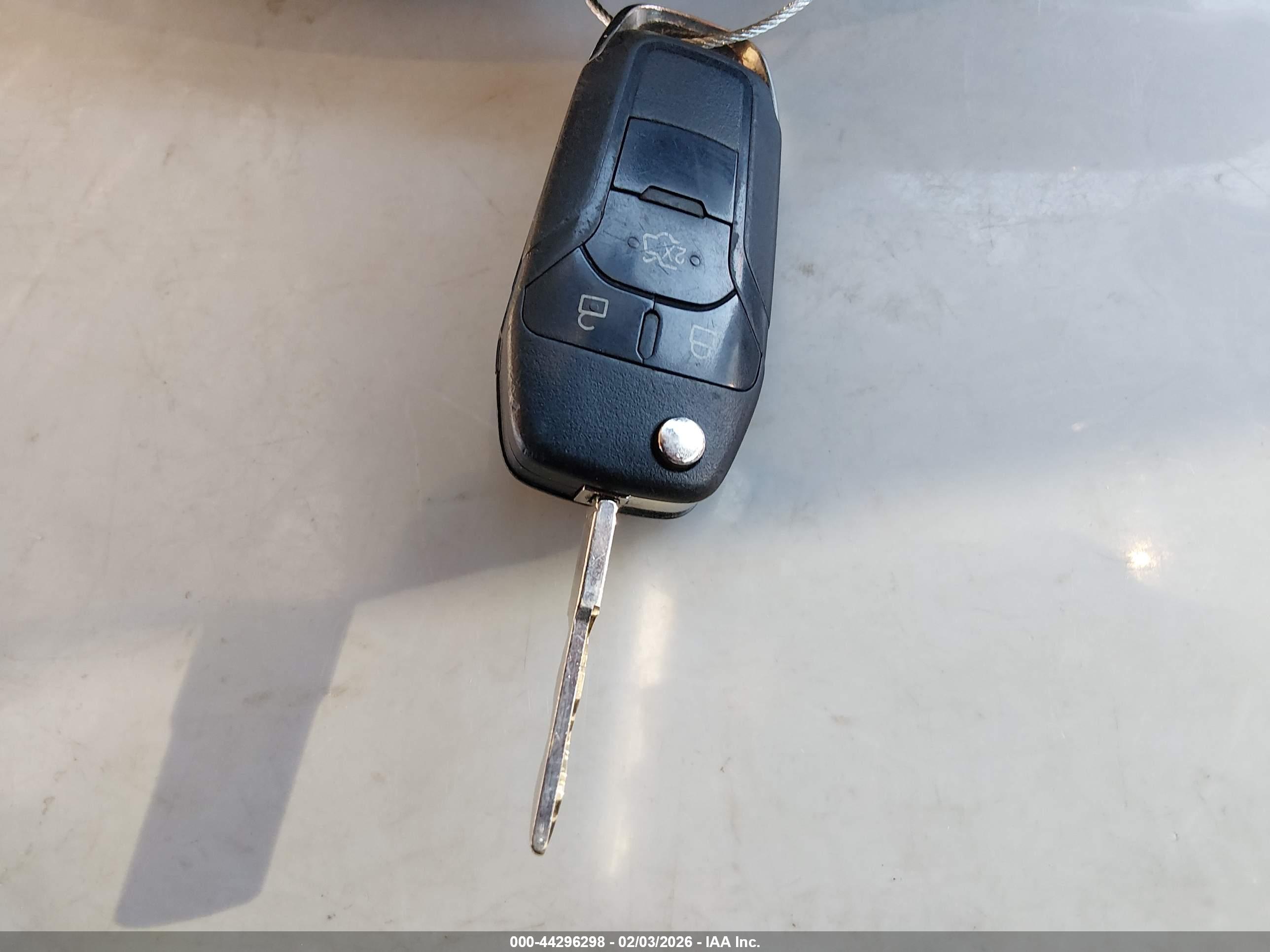 FORD FUSION image 11