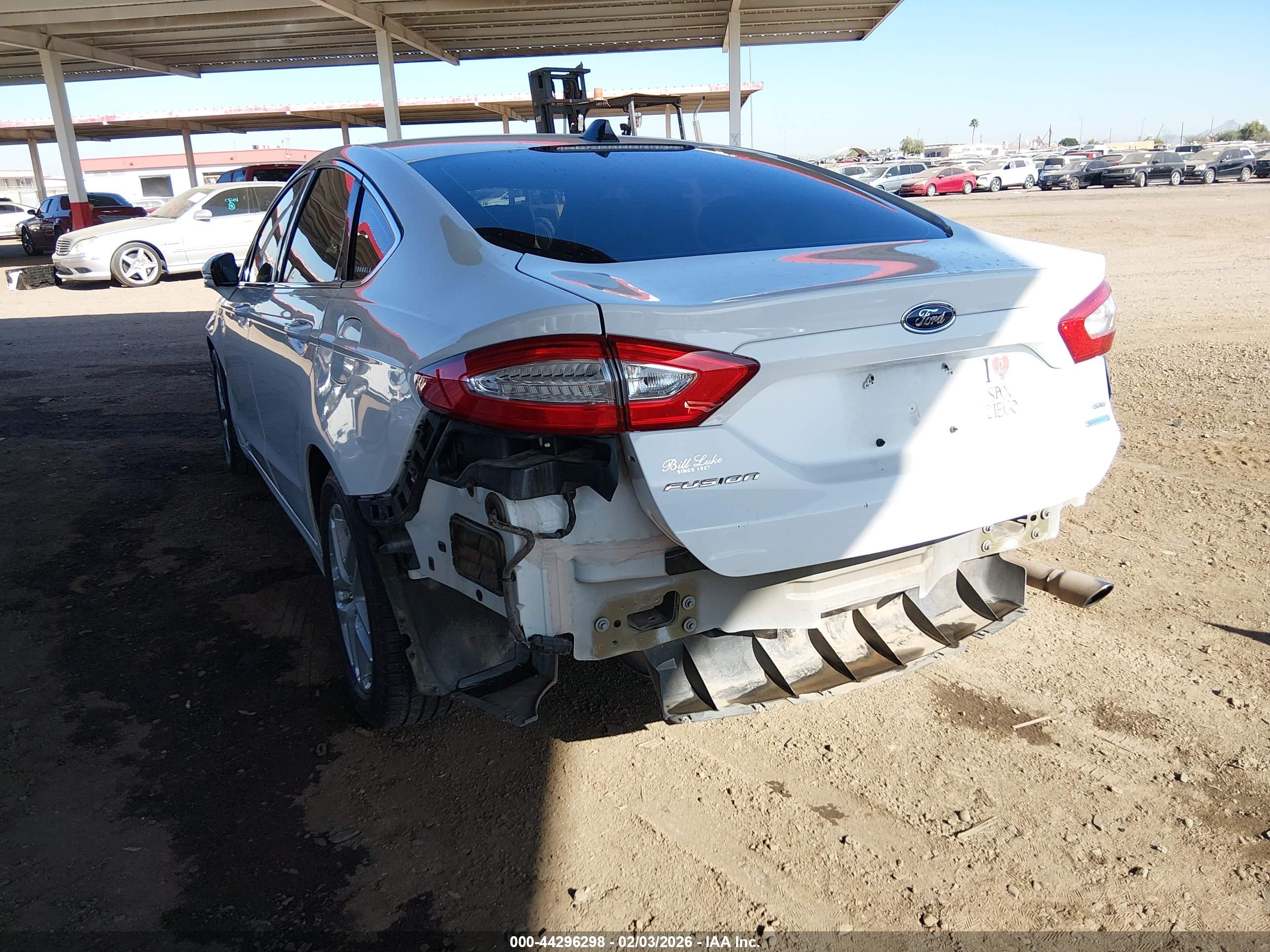 FORD FUSION image 6