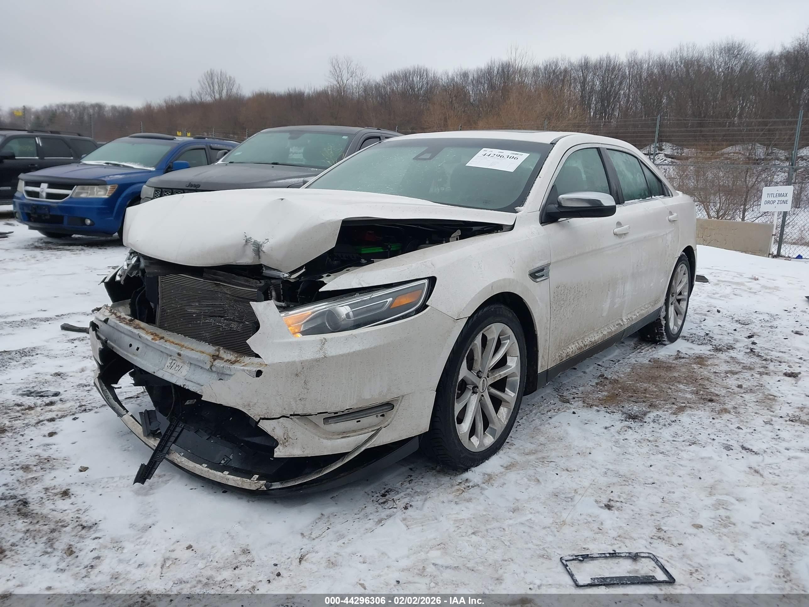 FORD TAURUS image 2