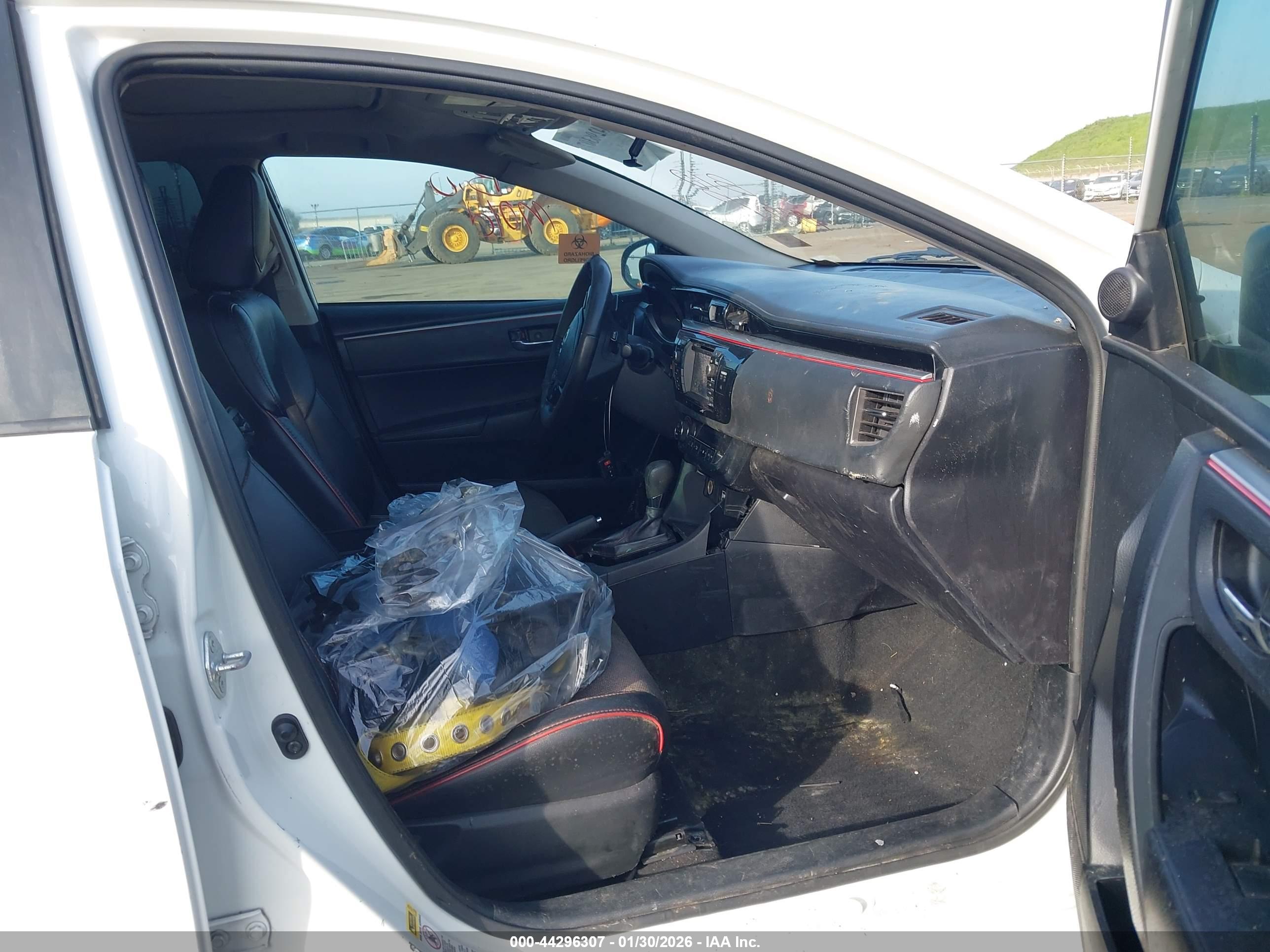 TOYOTA COROLLA image 5