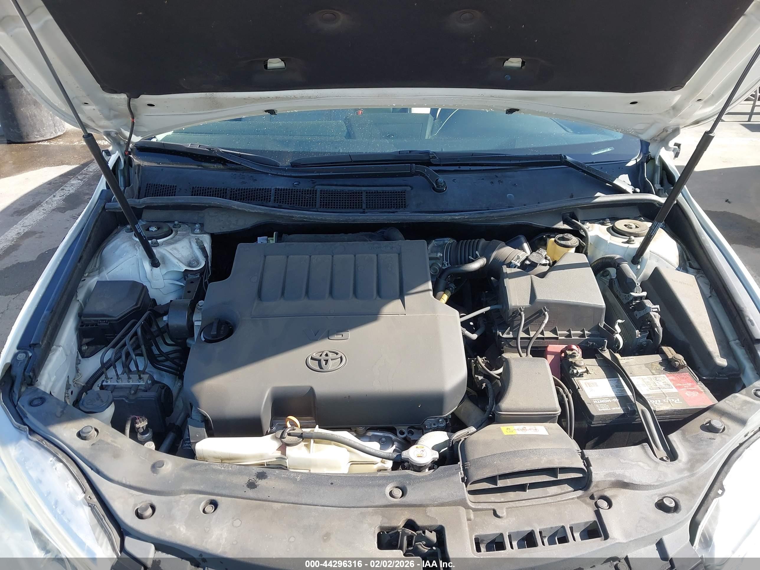 TOYOTA CAMRY image 10