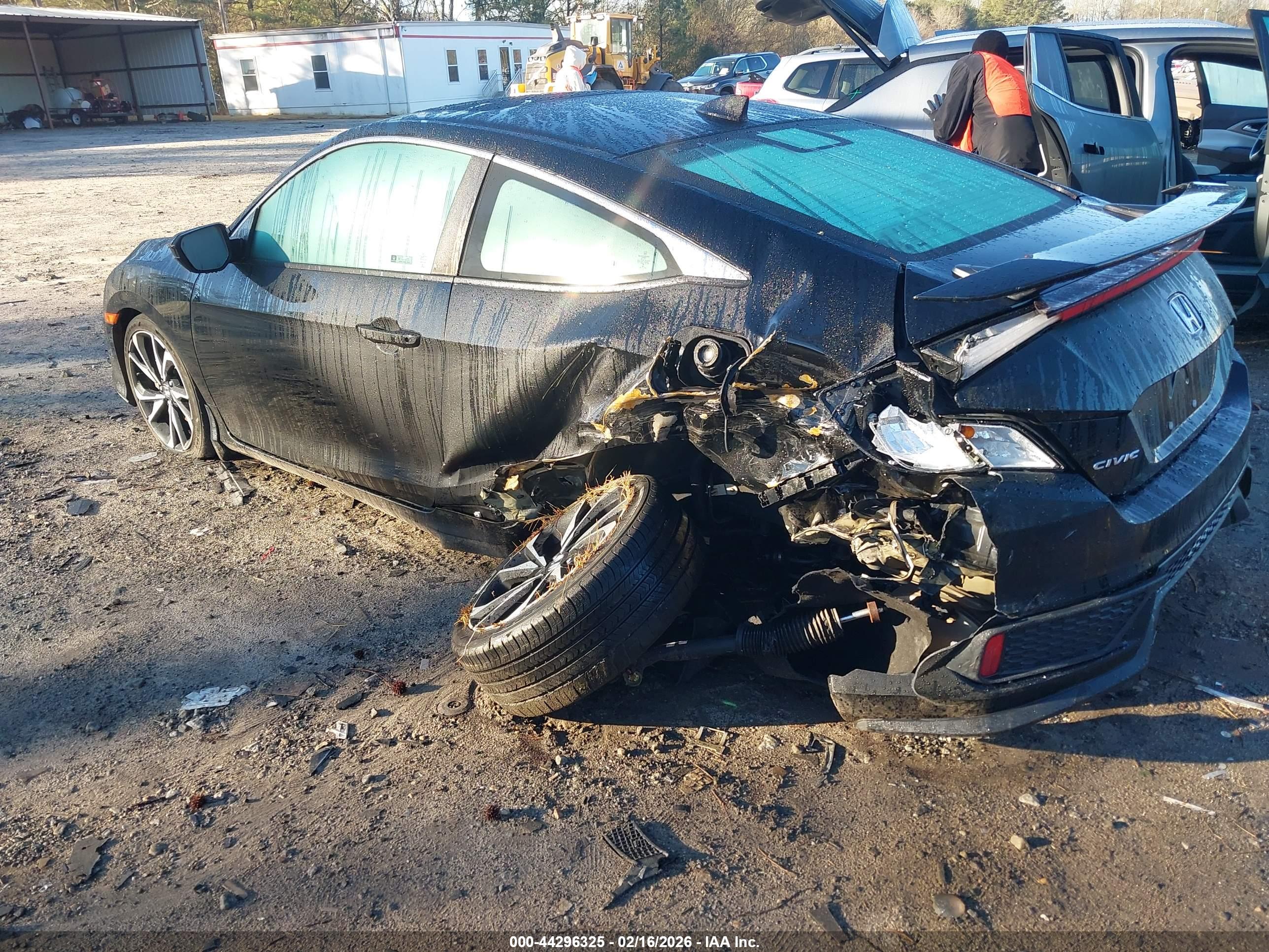 HONDA CIVIC image 3