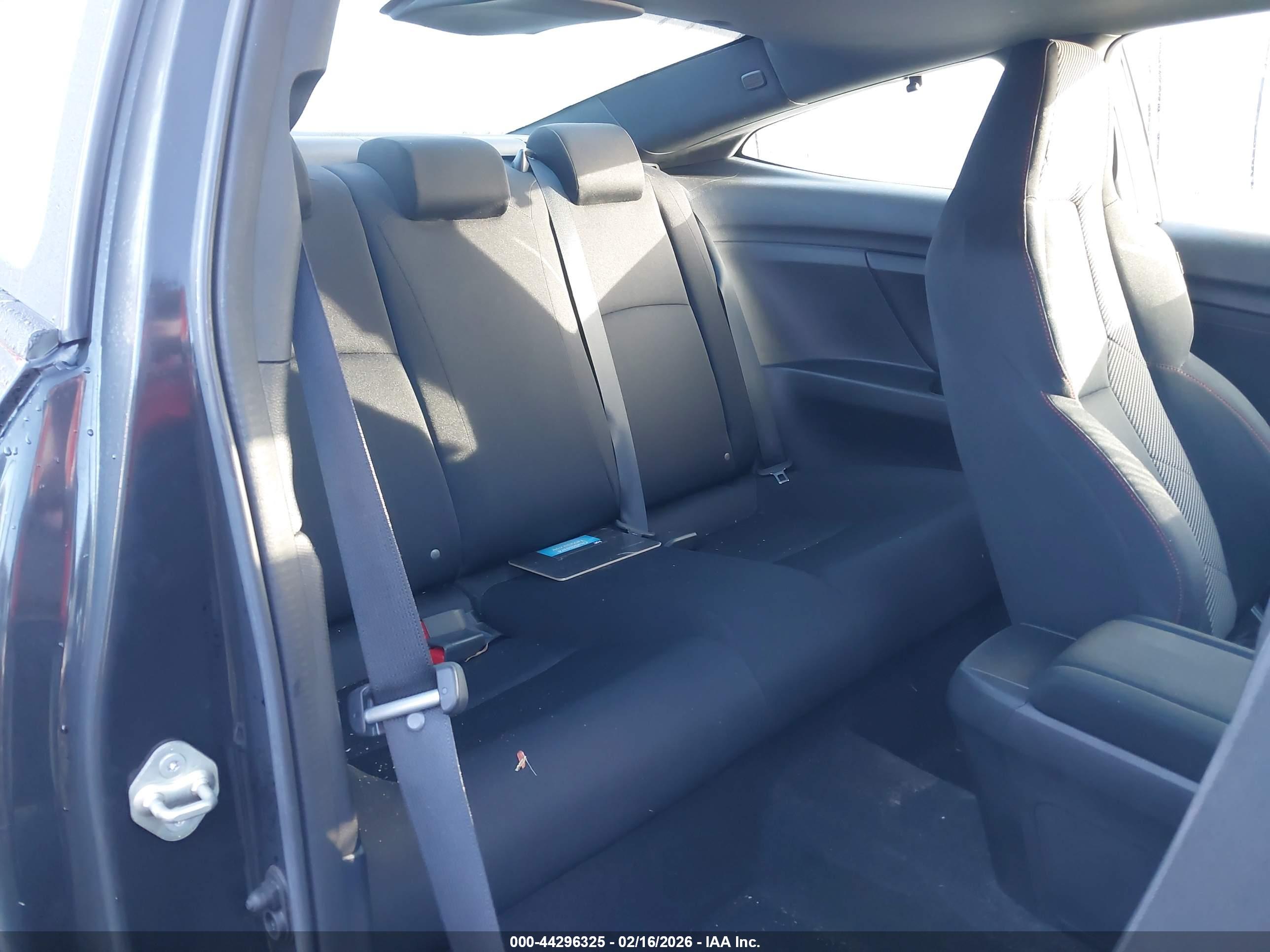 HONDA CIVIC image 8