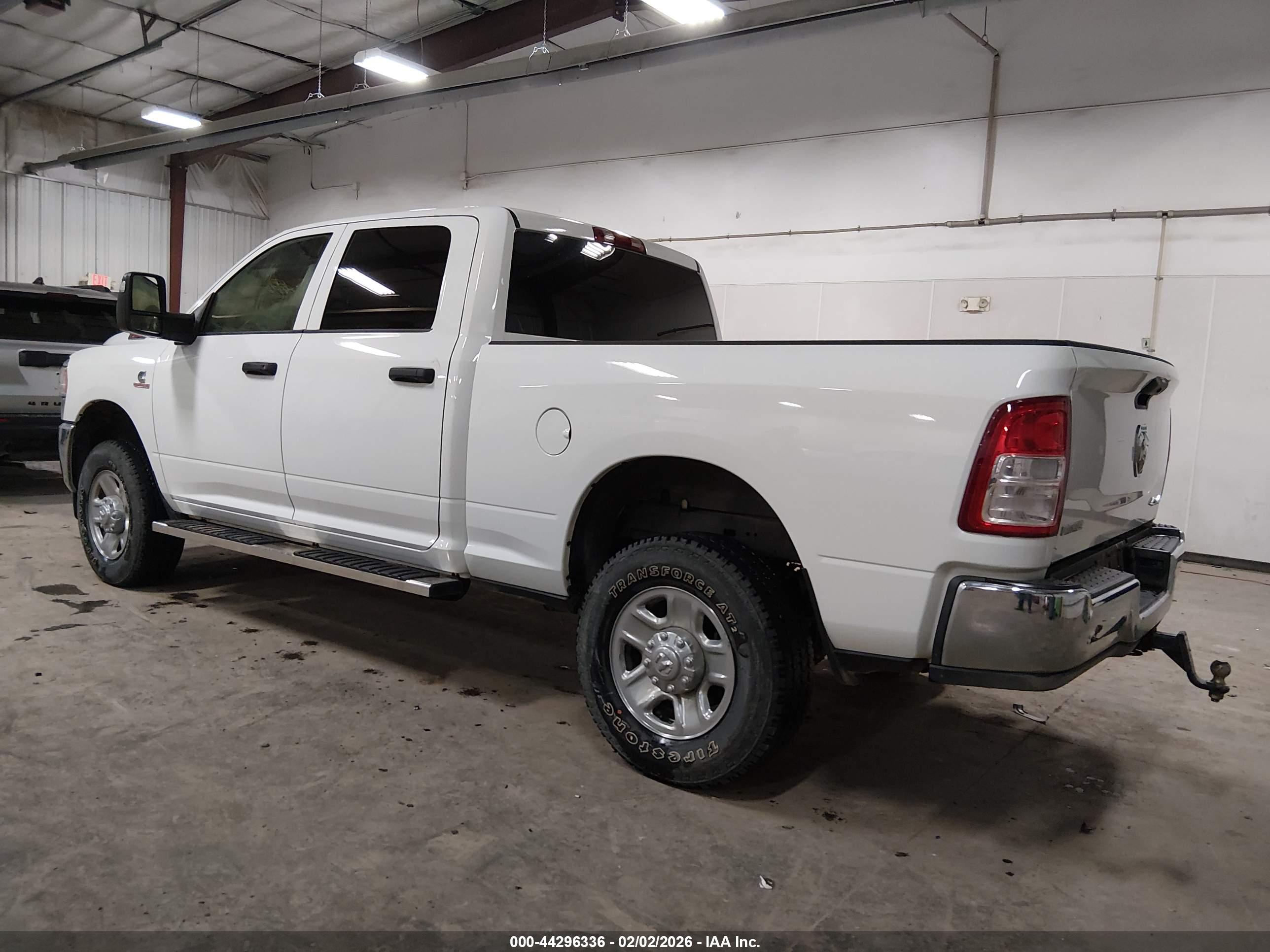 RAM 2500 image 3