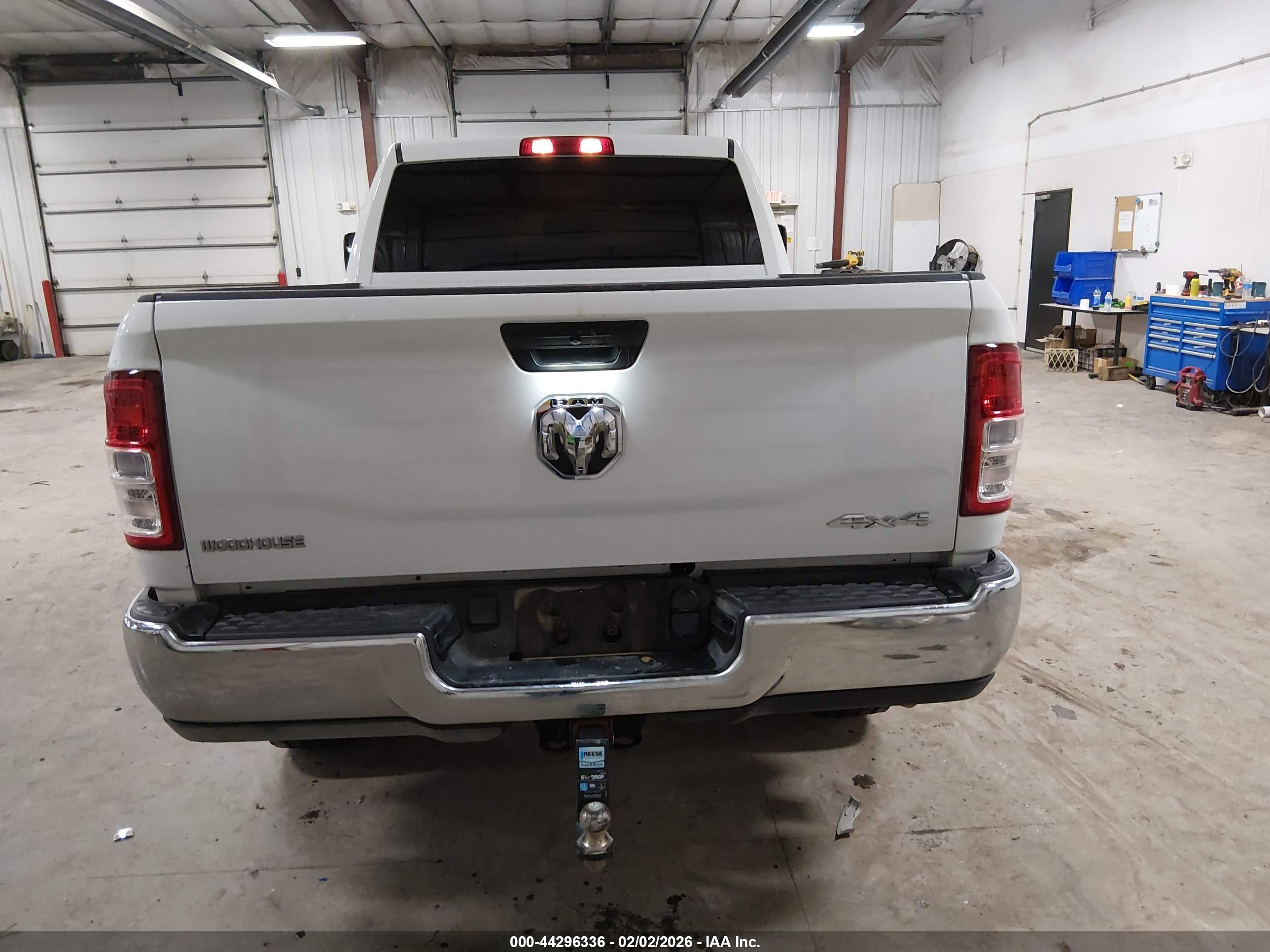 RAM 2500 image 8