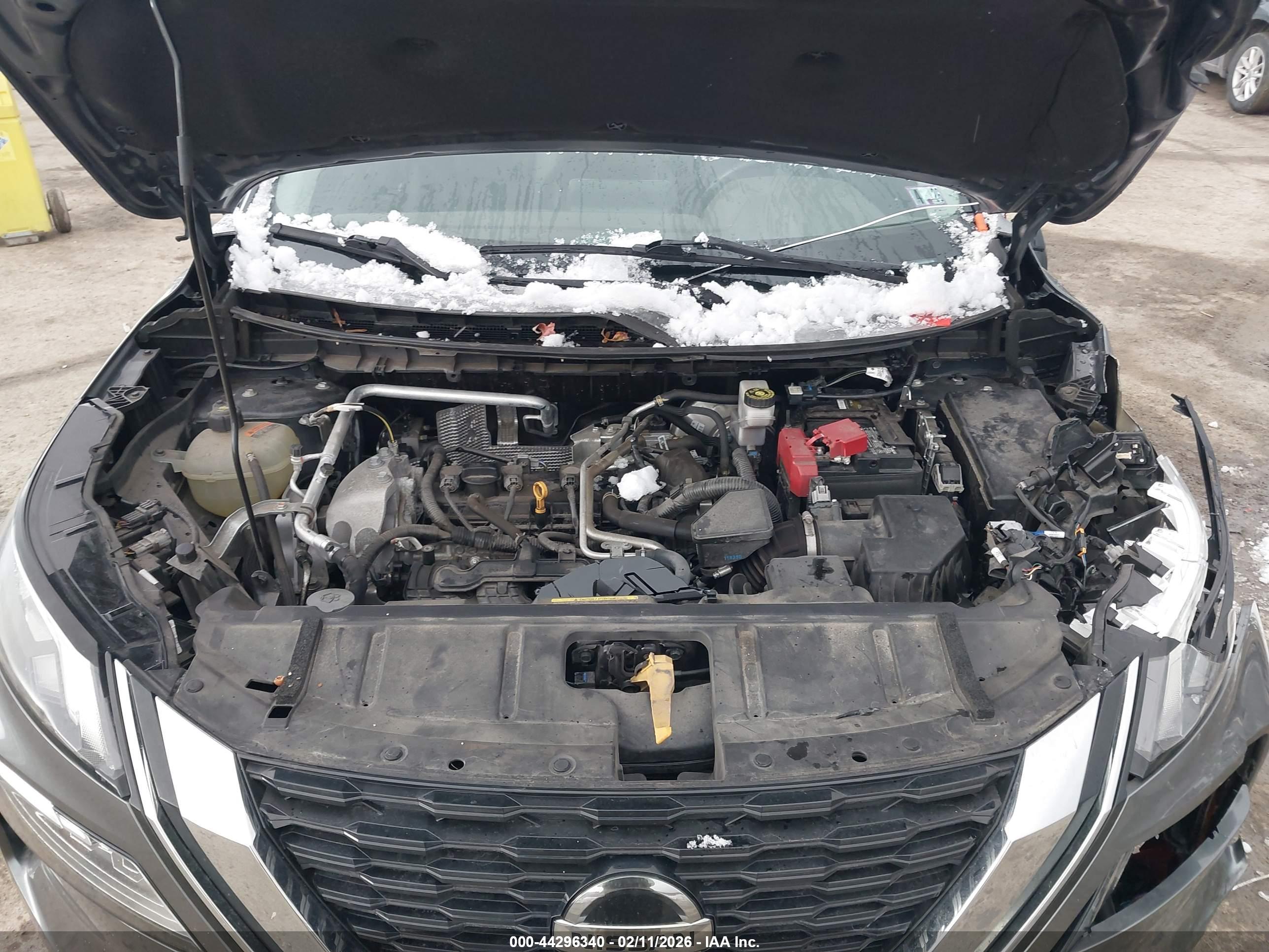 NISSAN ROGUE image 10
