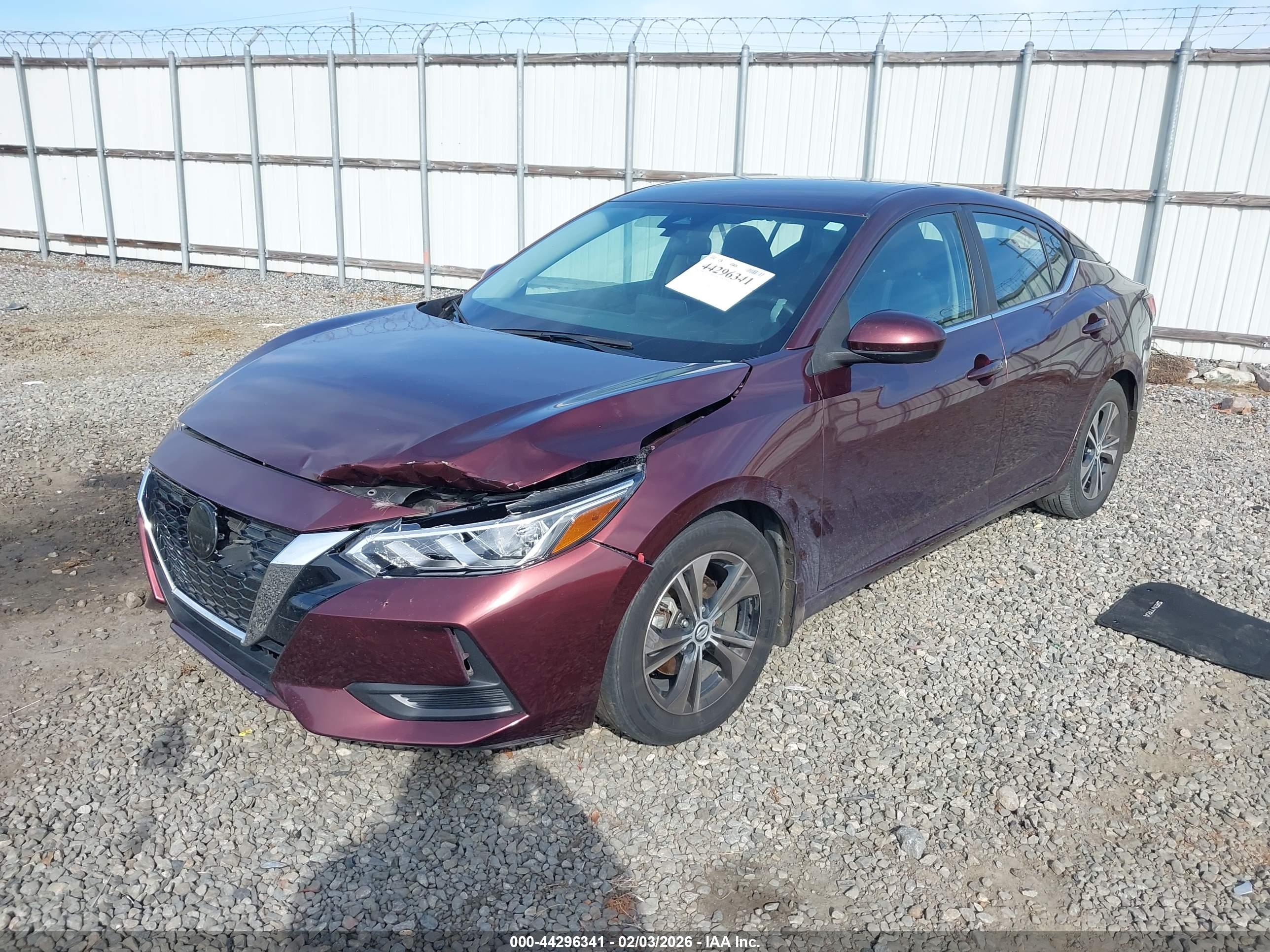 NISSAN SENTRA image 2