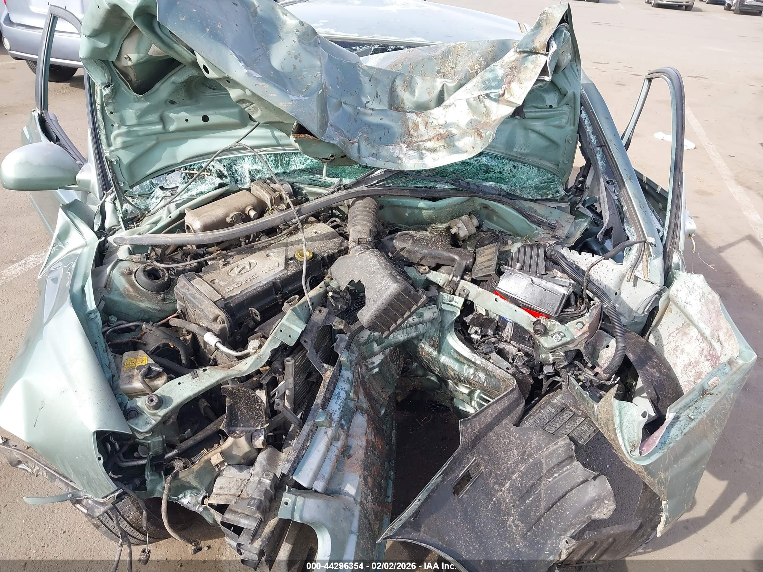 HYUNDAI ACCENT image 10