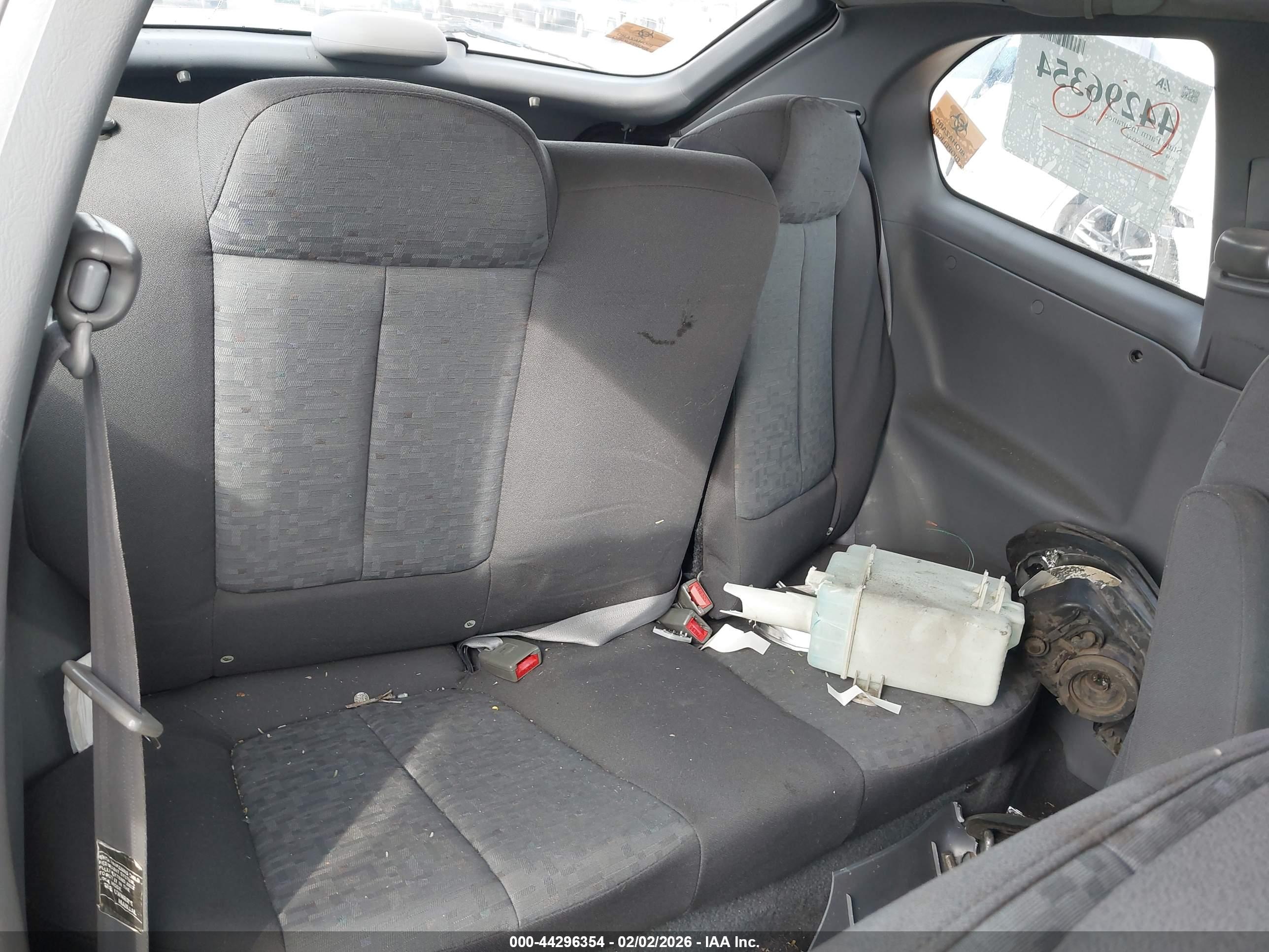 HYUNDAI ACCENT image 8