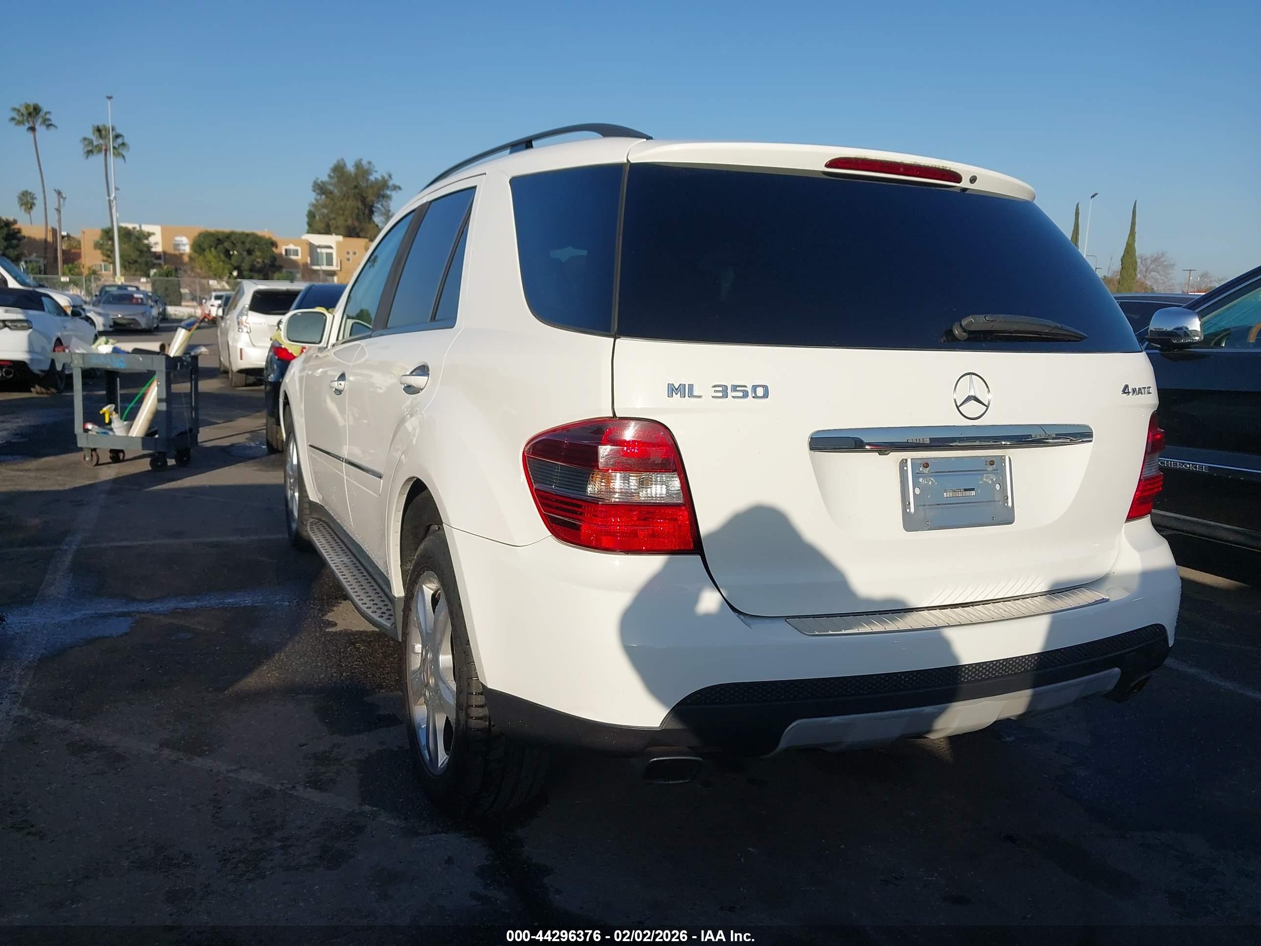MERCEDES-BENZ ML image 3