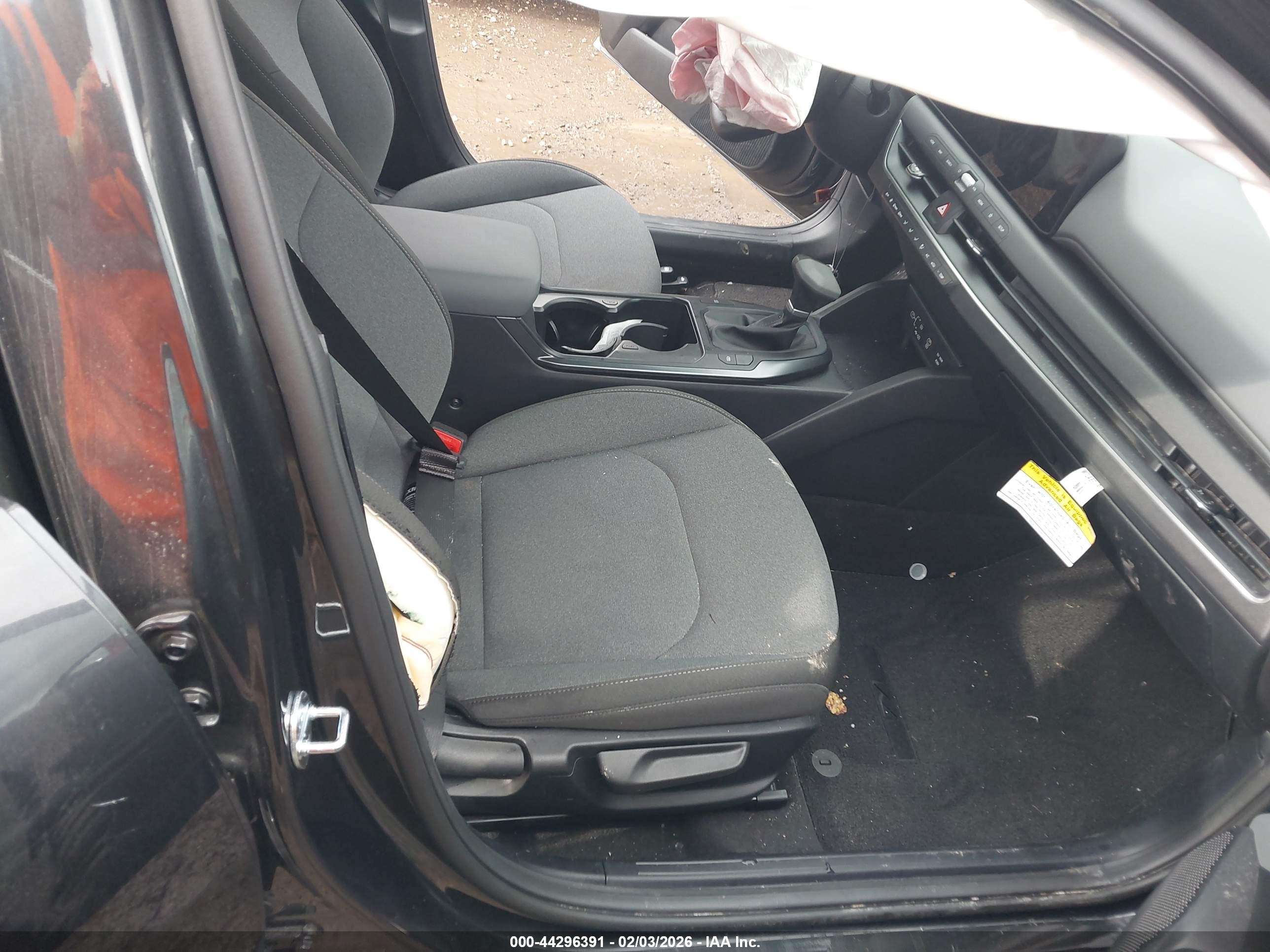 KIA K4 image 5