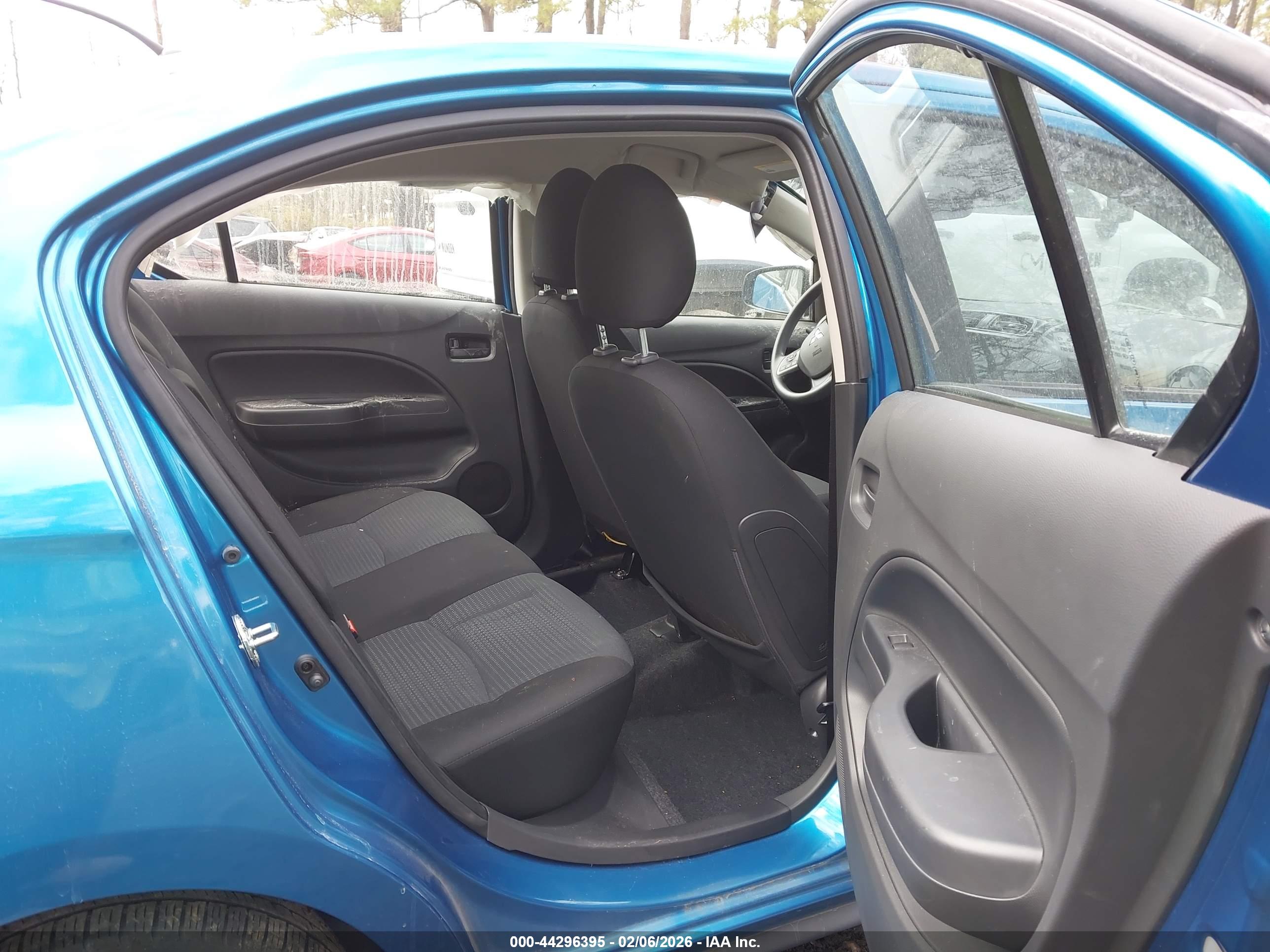 MITSUBISHI MIRAGE image 8